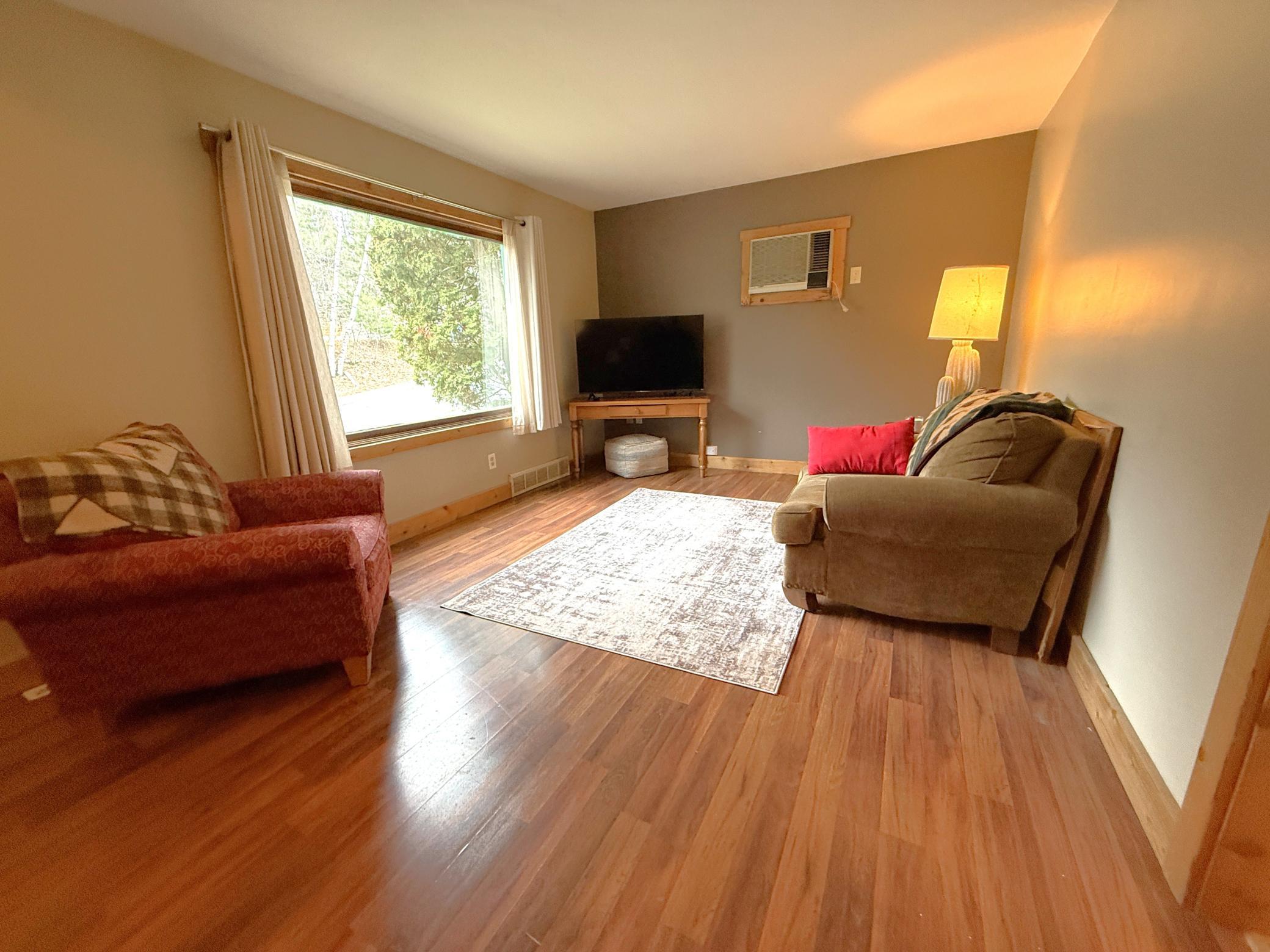 37 E Boundary Street E Property Photo 8