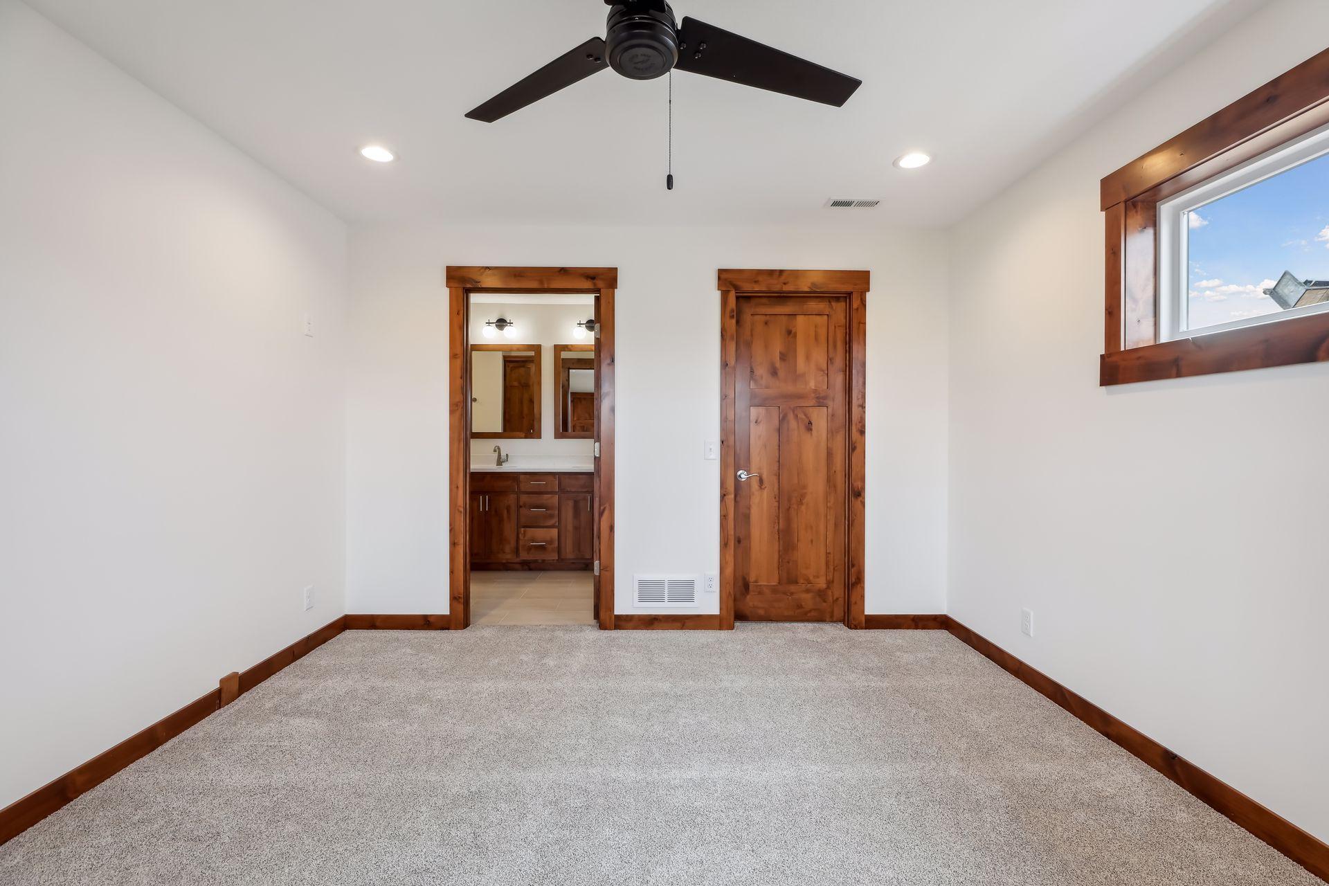 745 165th Street Property Photo 18