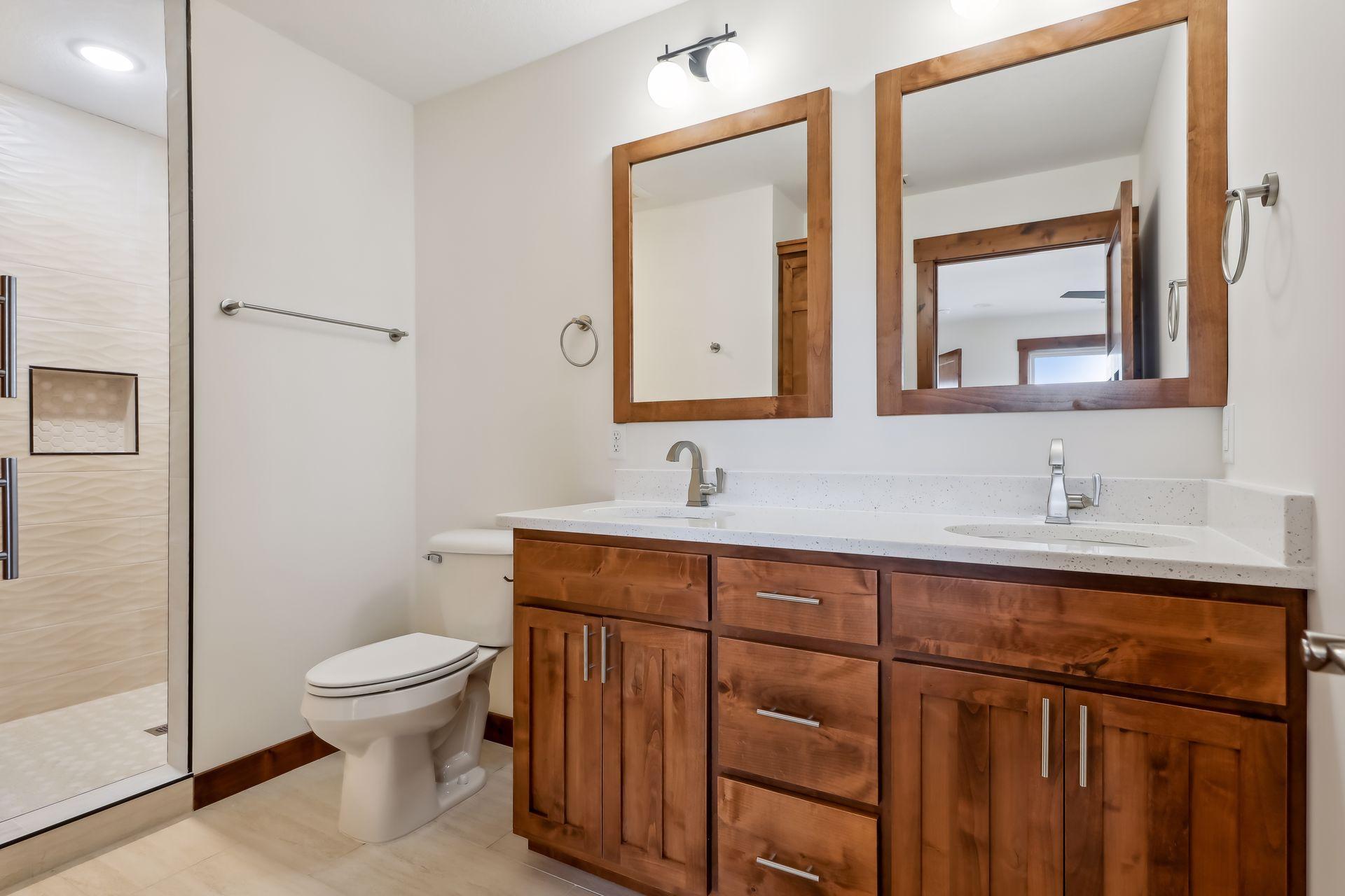 745 165th Street Property Photo 20