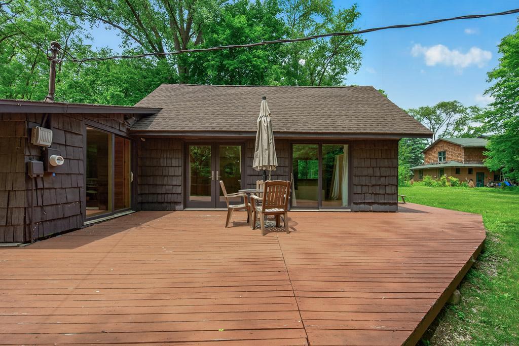 11138 W River Road Property Photo 5