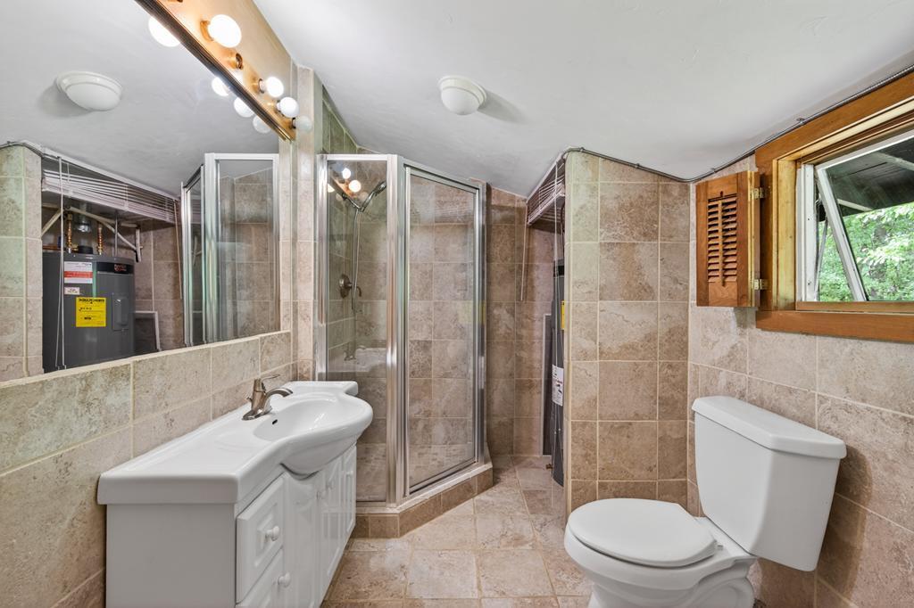 11138 W River Road Property Photo 17