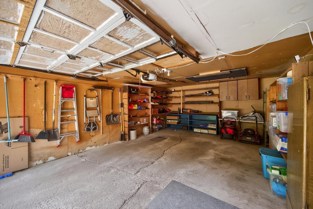 11138 W River Road Property Photo 20