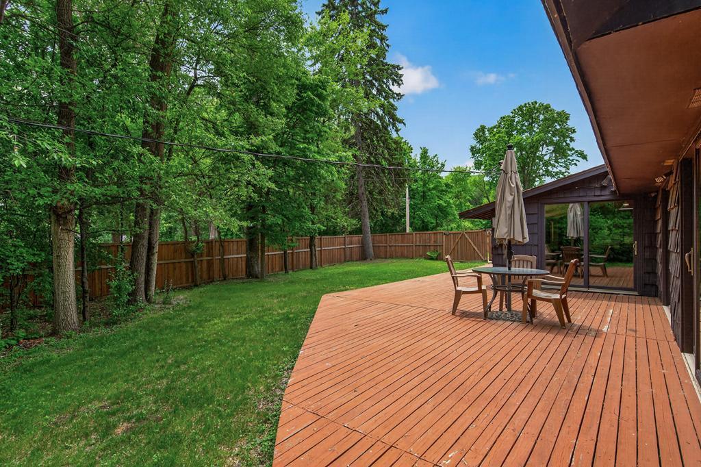11138 W River Road Property Photo 21
