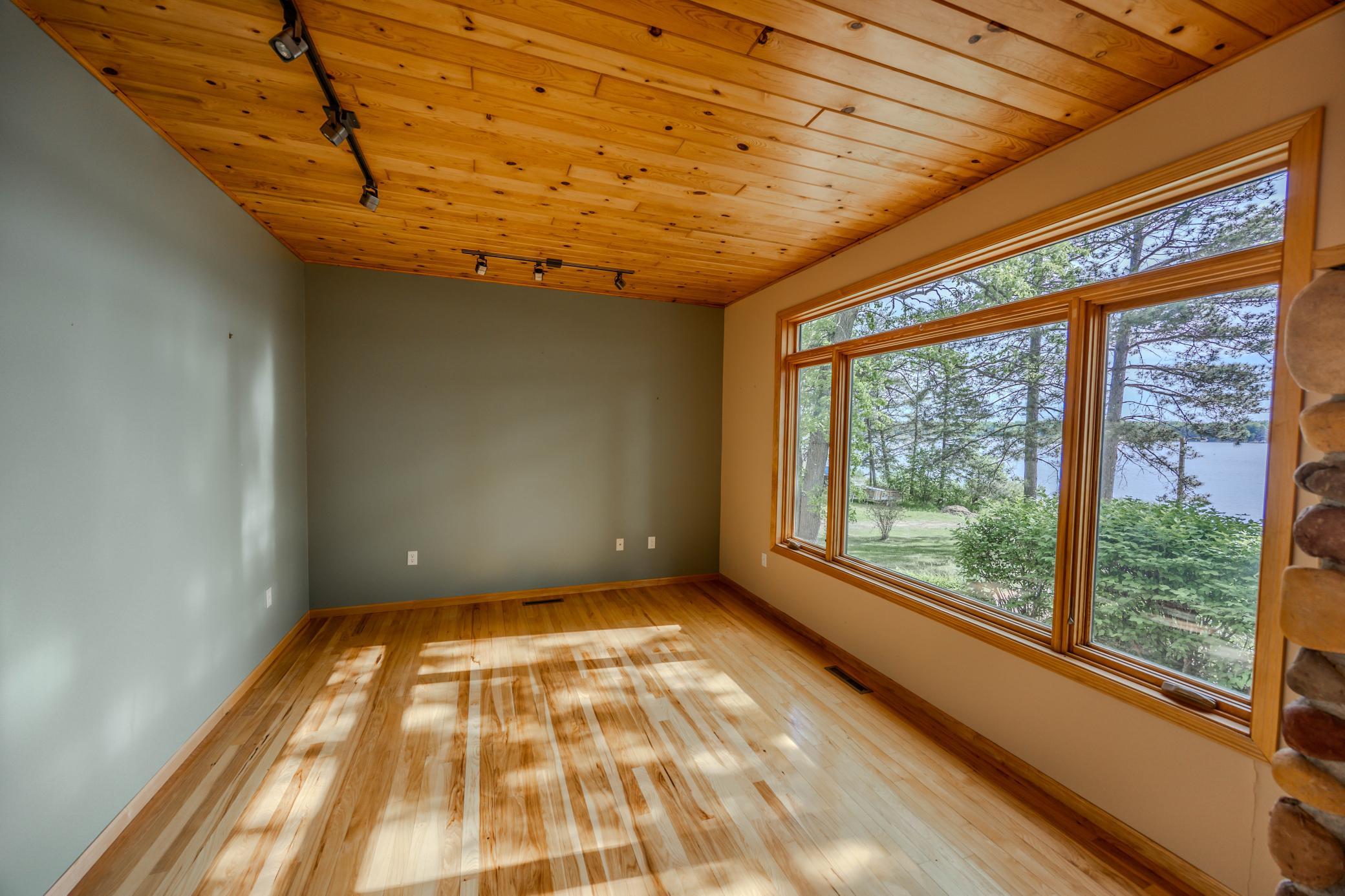 12284 Bayberry Drive Property Photo 9