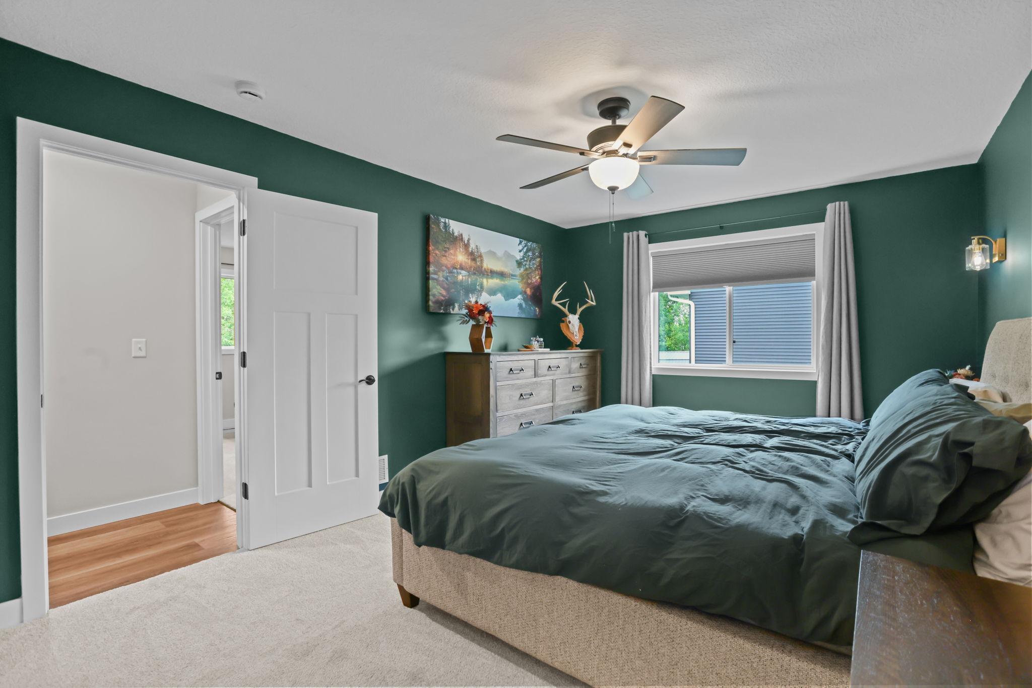 437 Woodale Avenue Property Photo 19