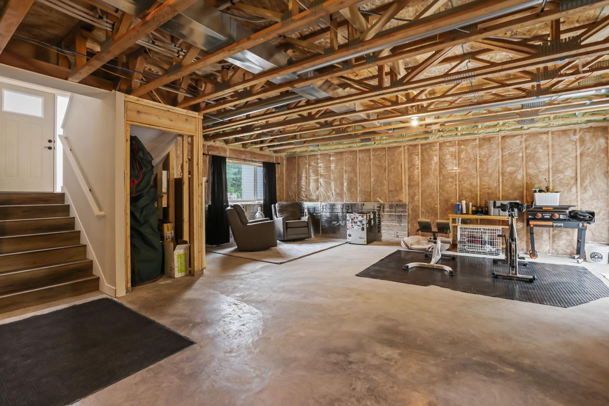 437 Woodale Avenue Property Photo 25