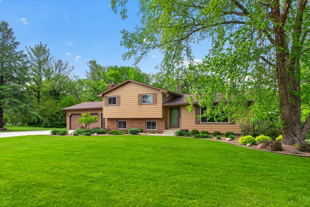 5633 Saint Mary Drive Nw Property Photo 4