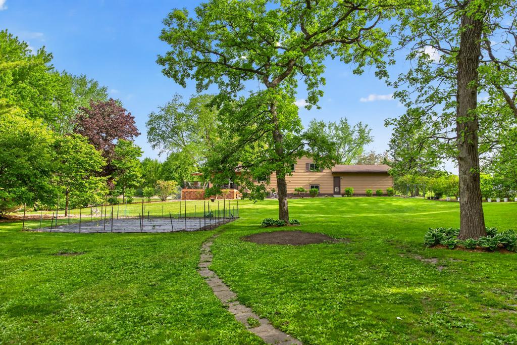 5633 Saint Mary Drive Nw Property Photo 7