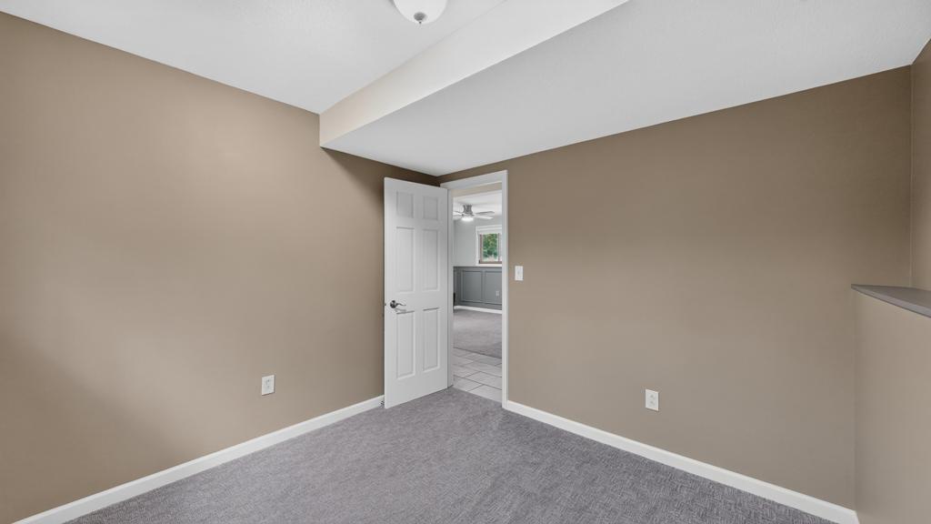 5633 Saint Mary Drive Nw Property Photo 41