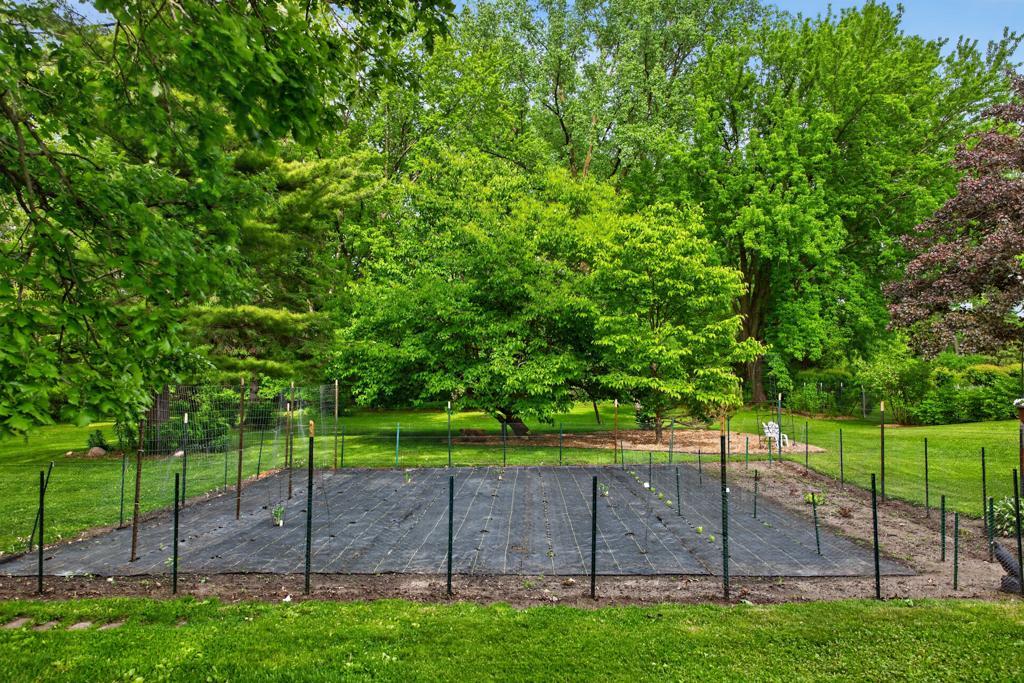 5633 Saint Mary Drive Nw Property Photo 64