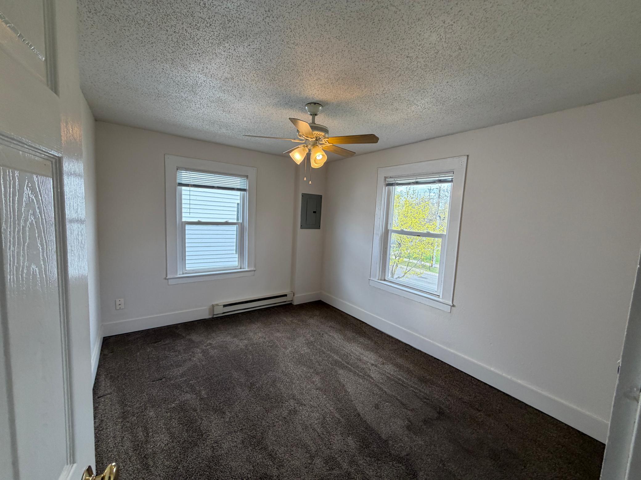 523 8th Avenue N Property Photo 6