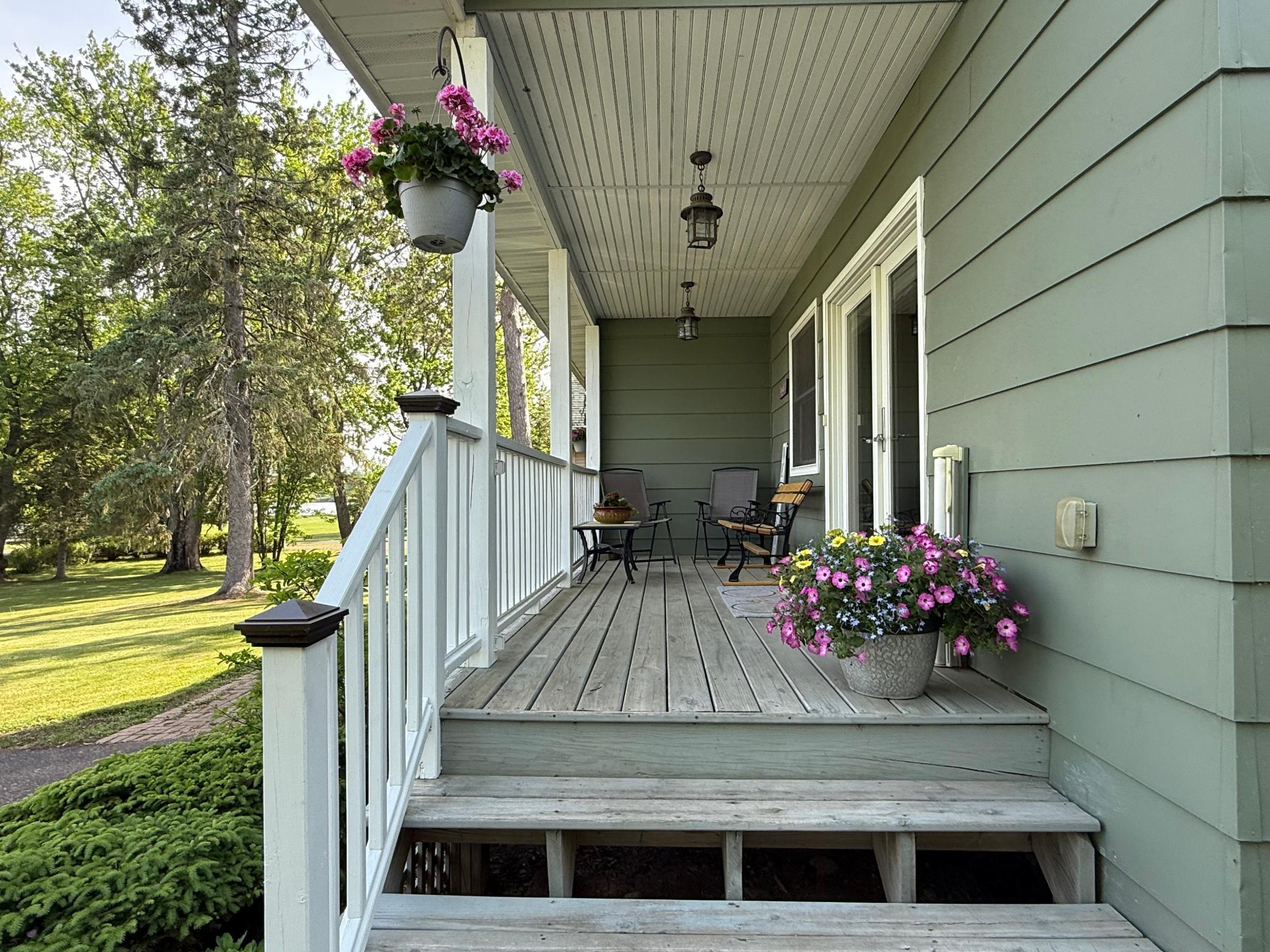 156 Lakeshore Drive Property Photo 10