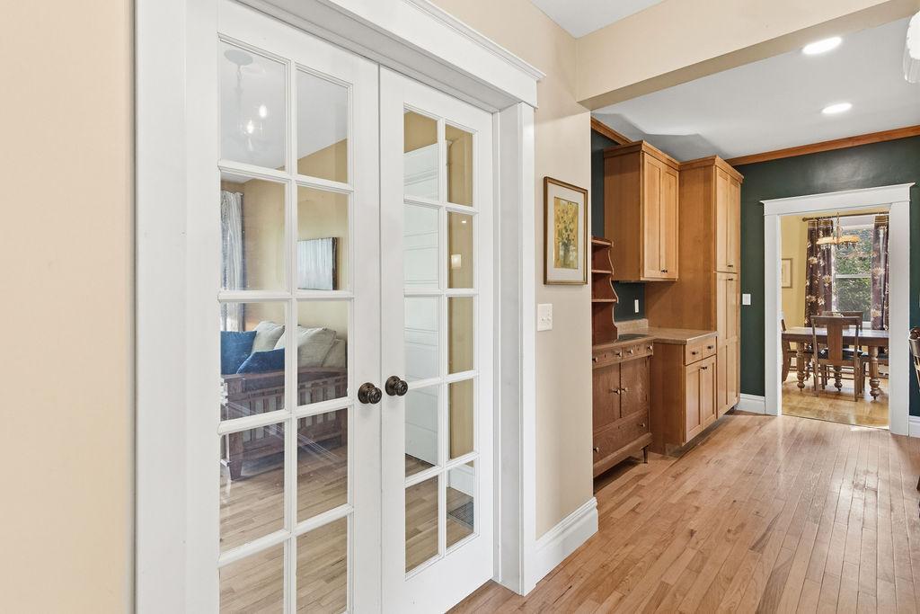 156 Lakeshore Drive Property Photo 22