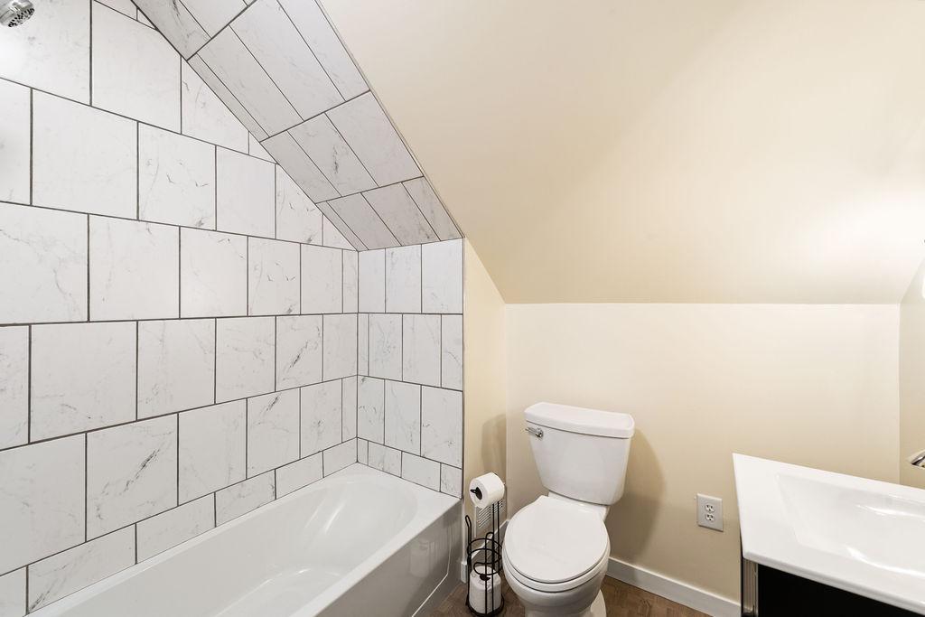 156 Lakeshore Drive Property Photo 29