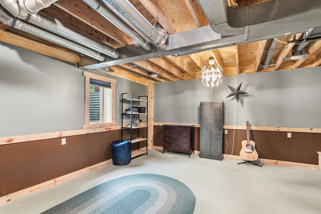 156 Lakeshore Drive Property Photo 39