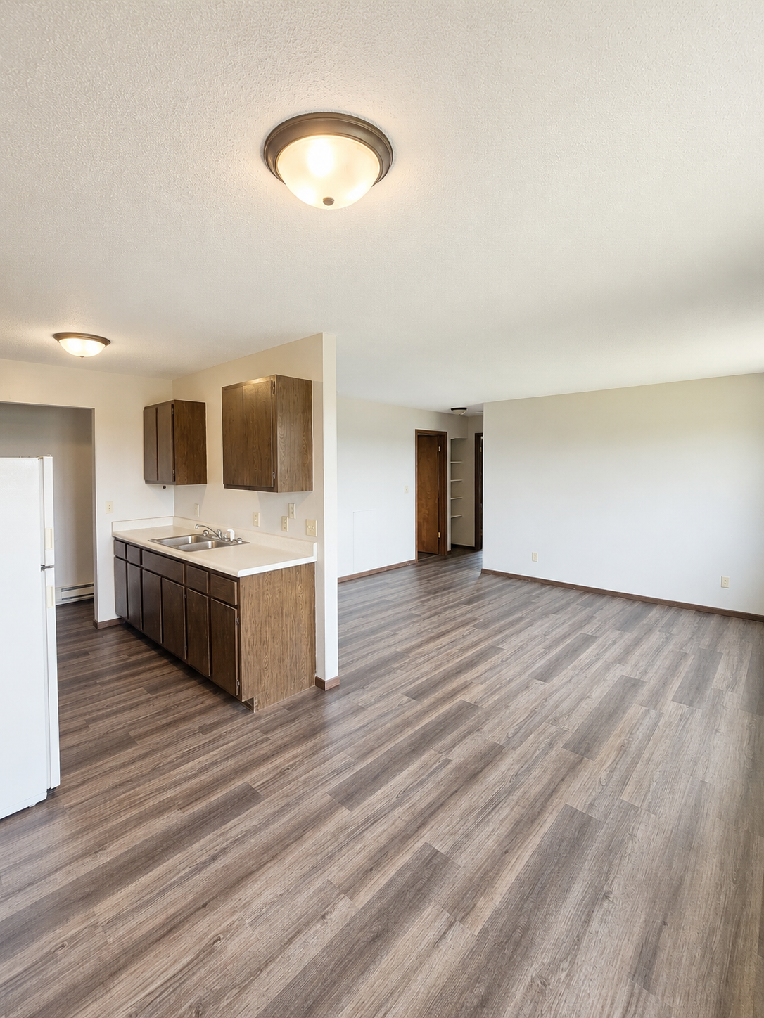 105 South Highway 8 Property Photo 5