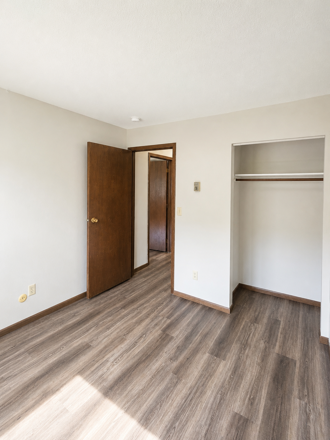 105 South Highway 8 Property Photo 13