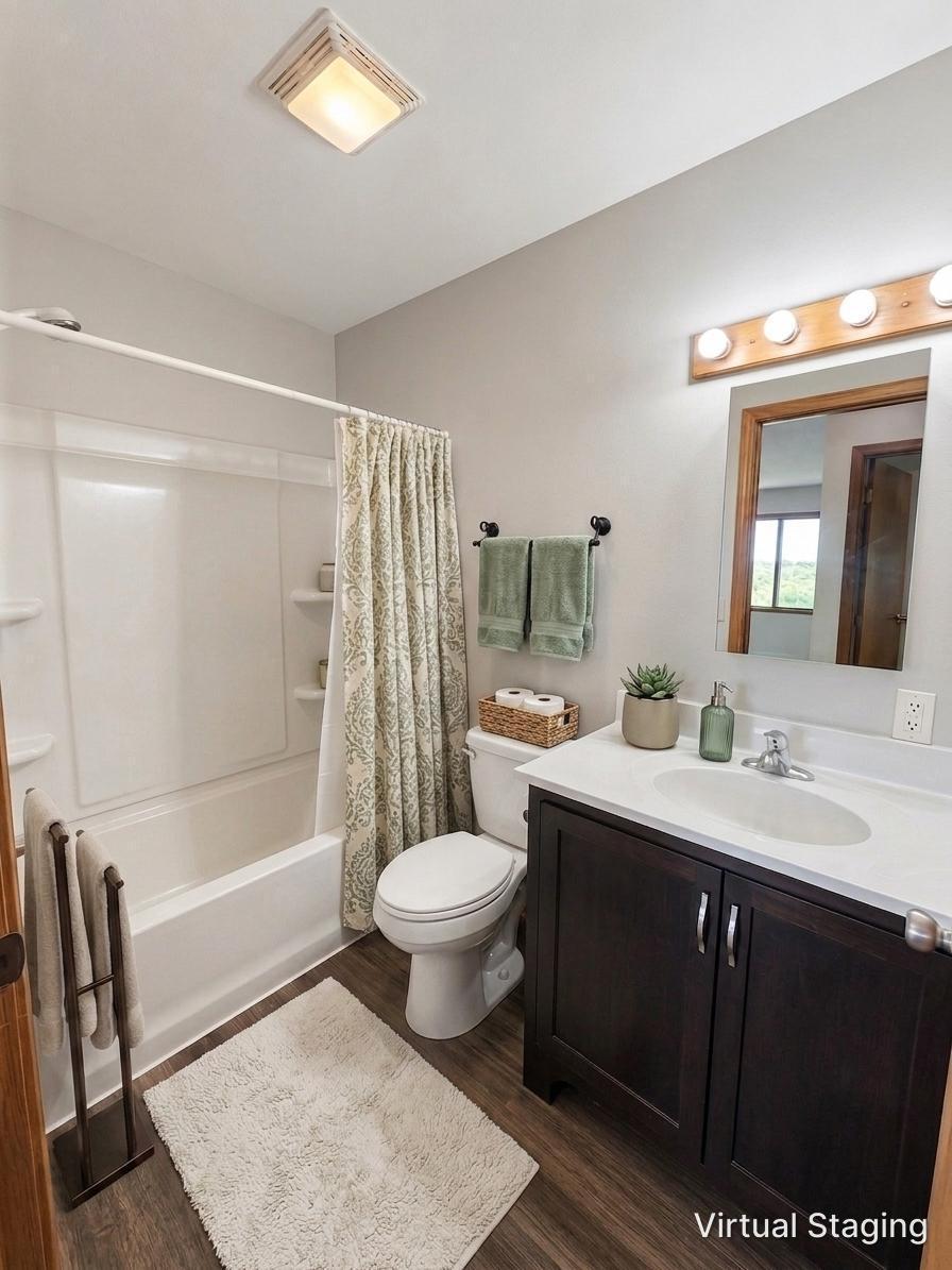 105 South Highway 15 Property Photo 12