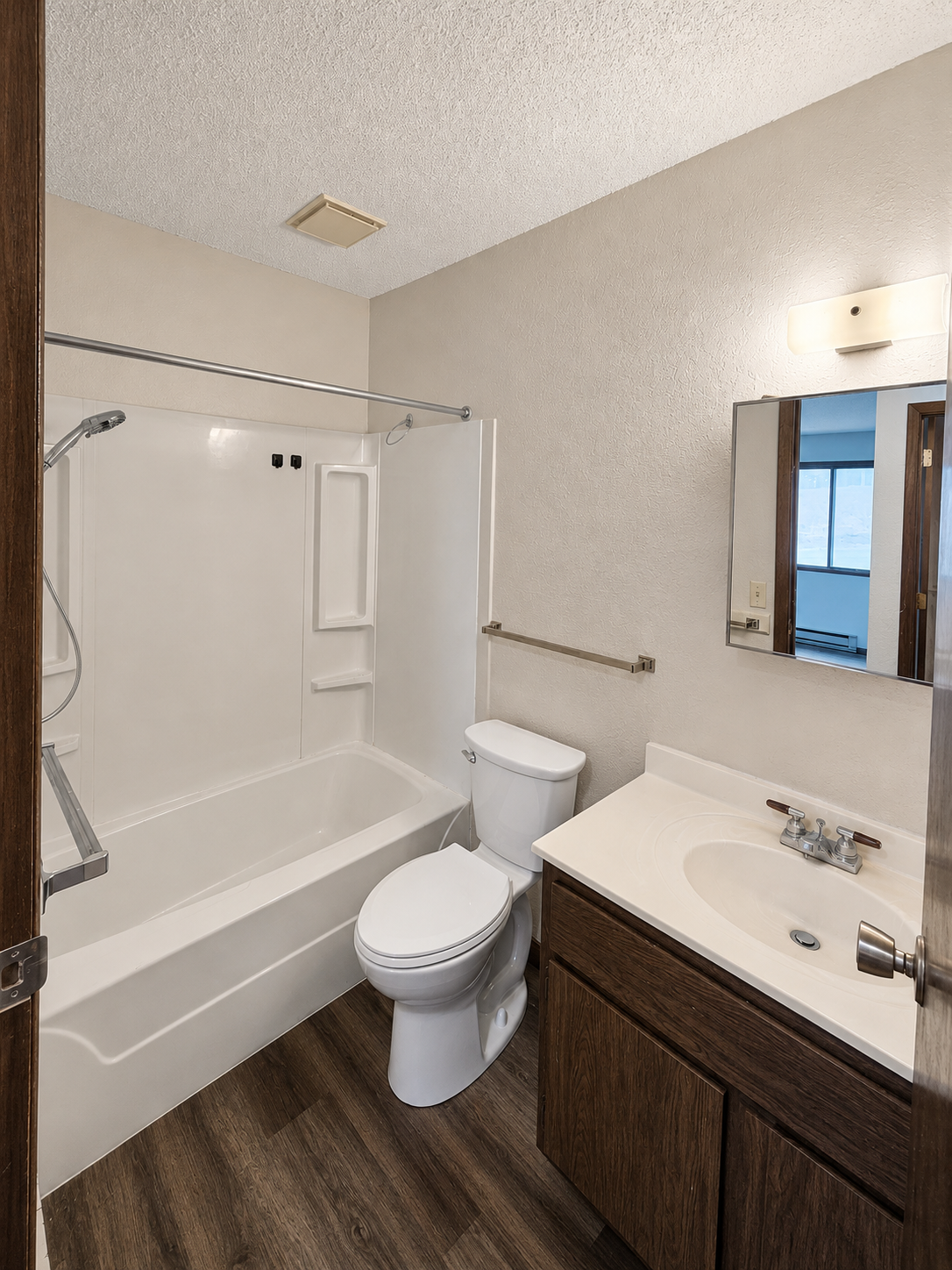 105 South Highway 15 Property Photo 13