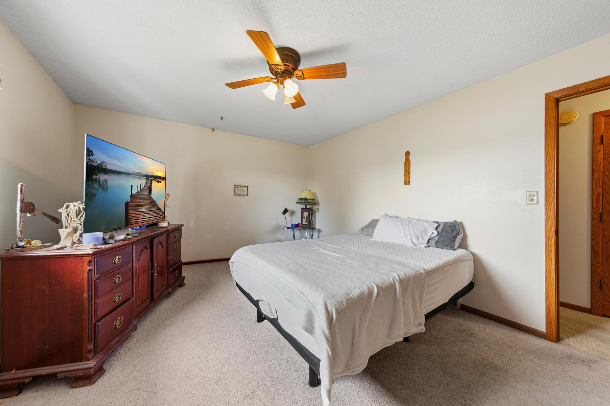 1114 N High Street Property Photo 6
