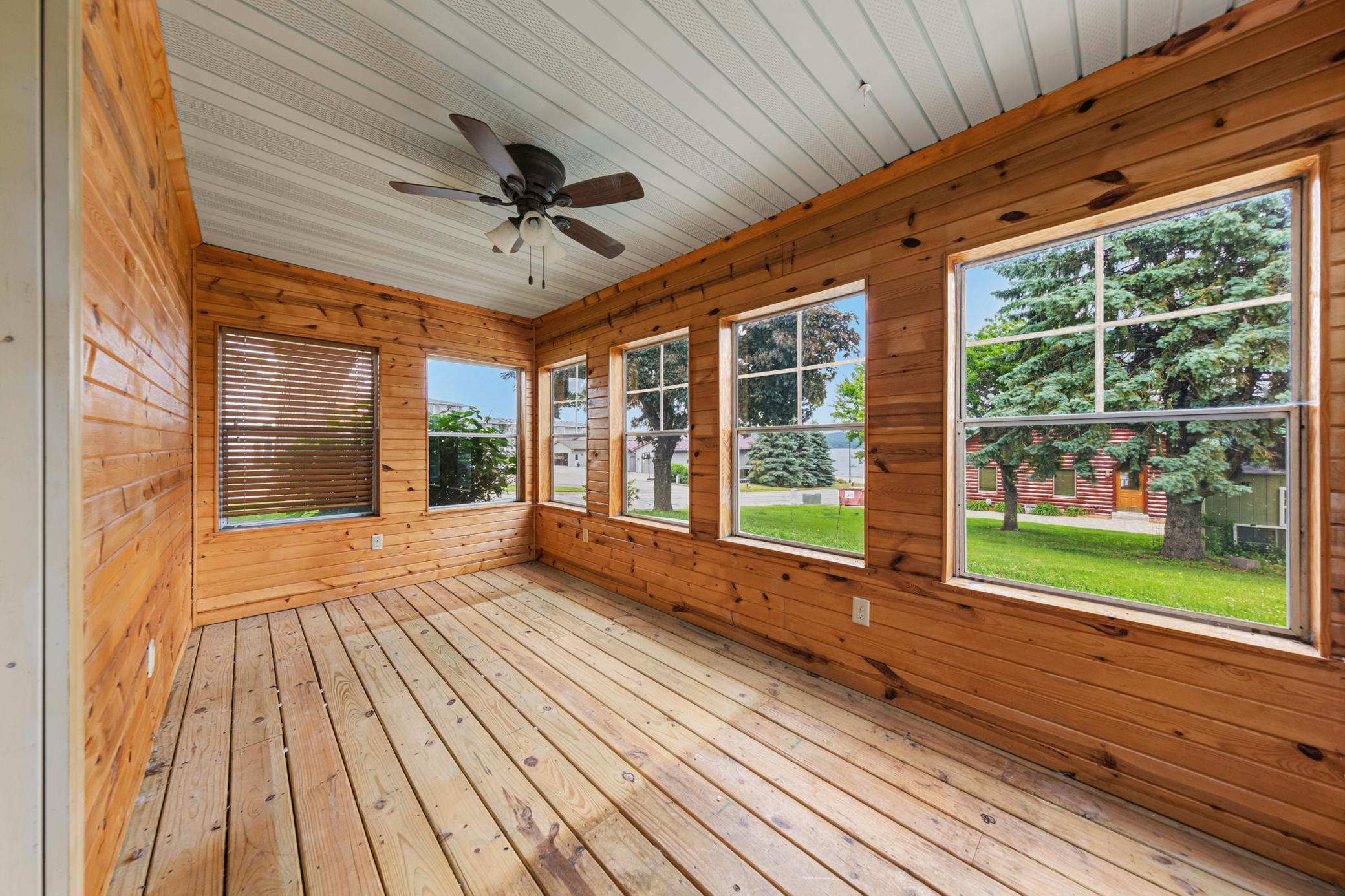1114 N High Street Property Photo 10