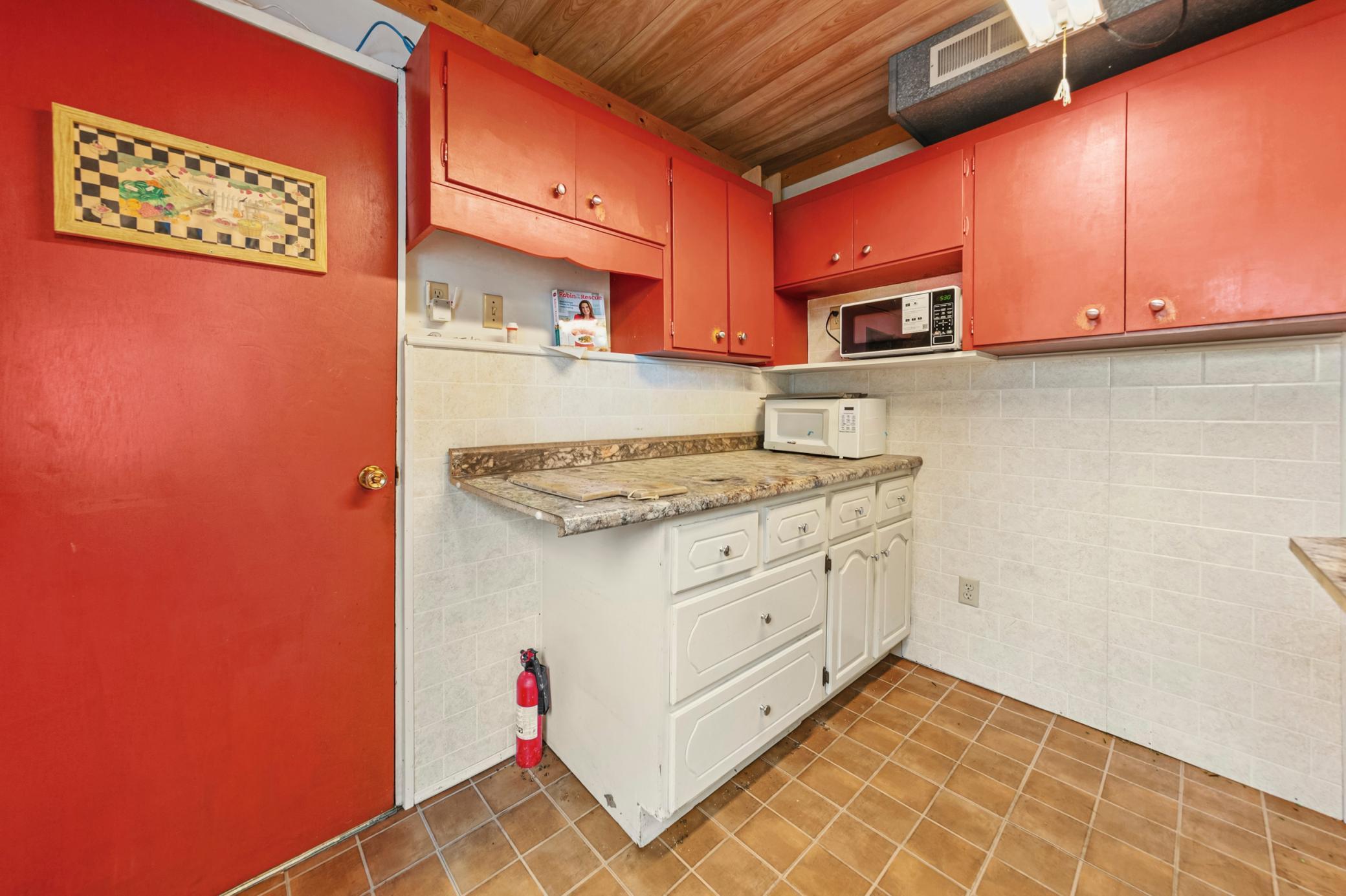 1114 N High Street Property Photo 29