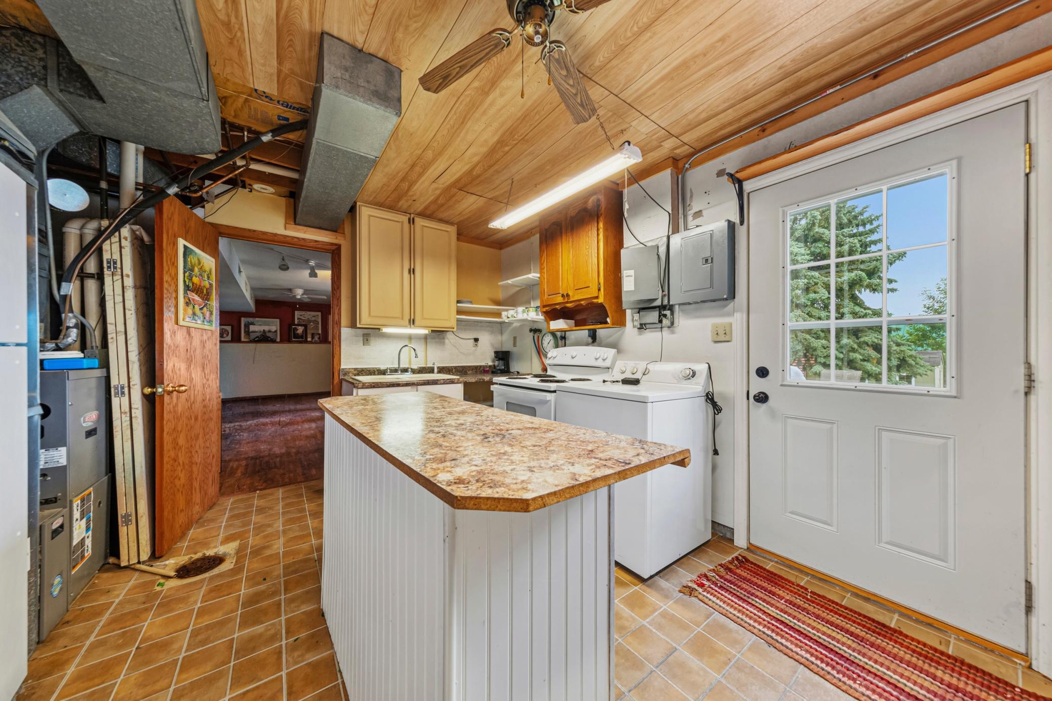 1114 N High Street Property Photo 30