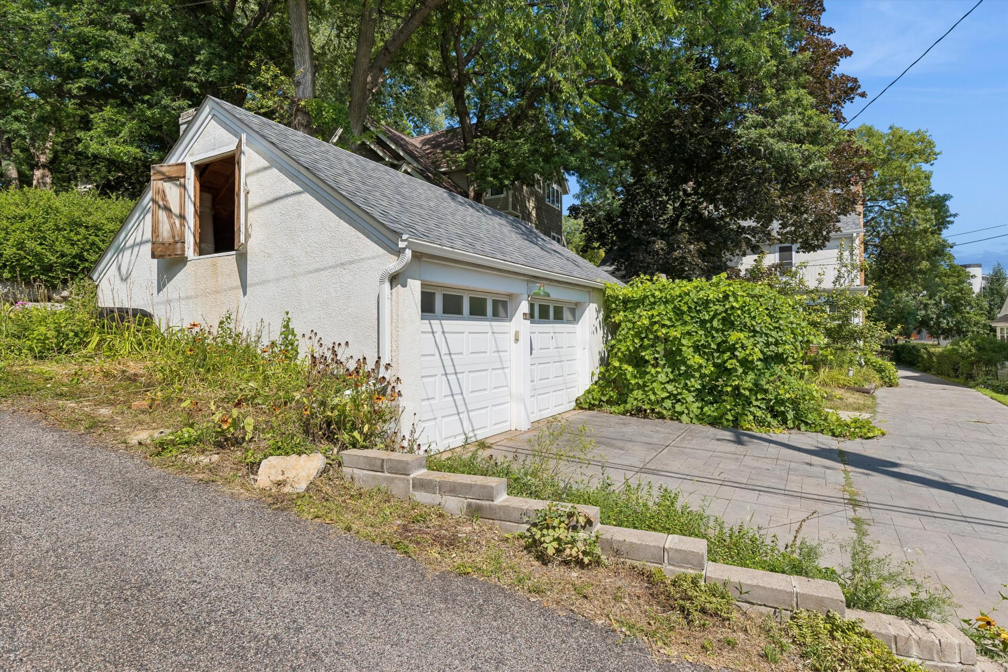 1948 Drew Avenue S Property Photo 34