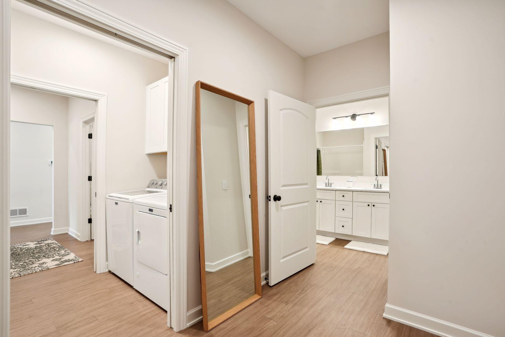 722 South Division Street Property Photo 30