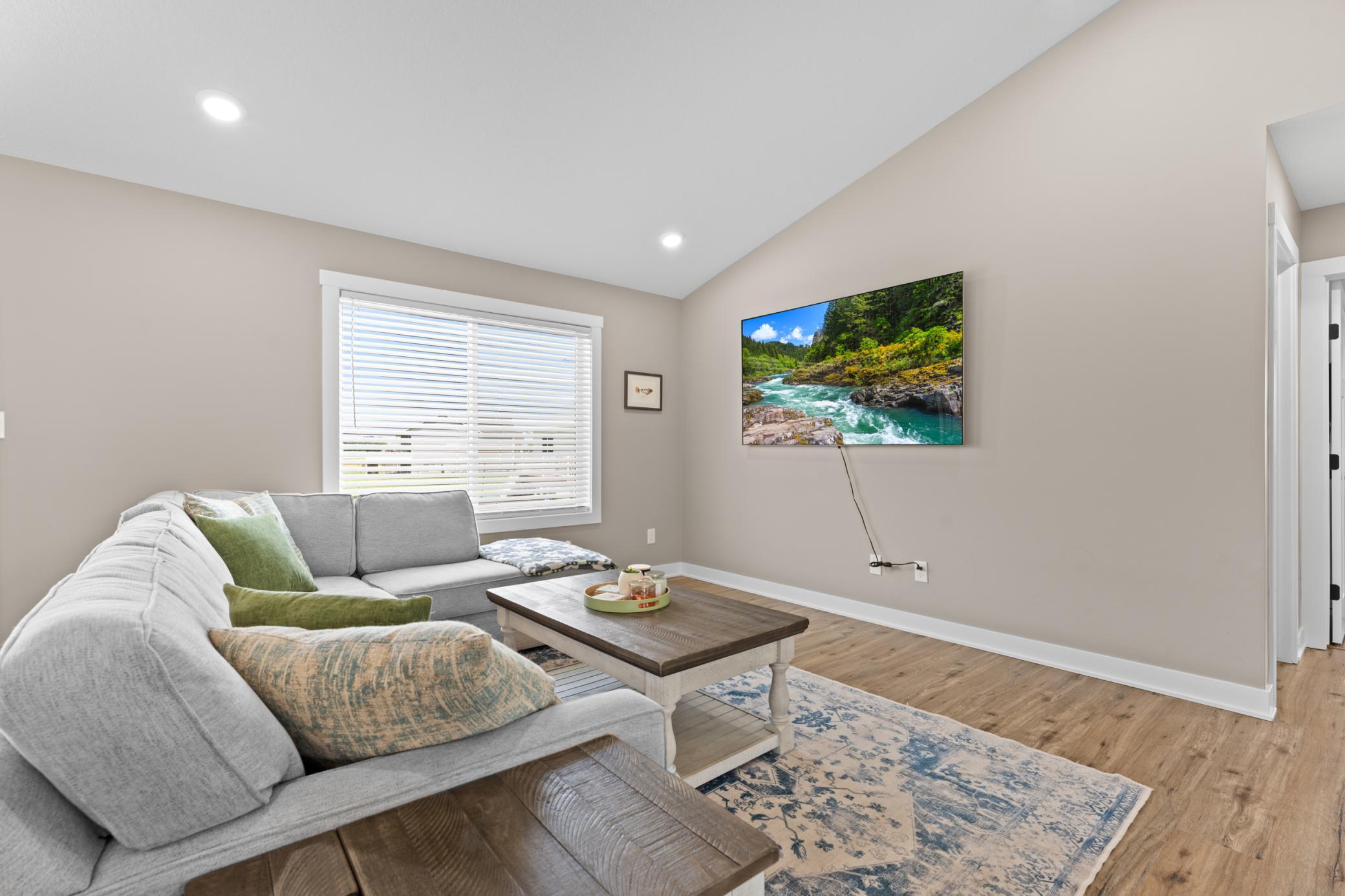 1805 12th Avenue Ne Property Photo 4