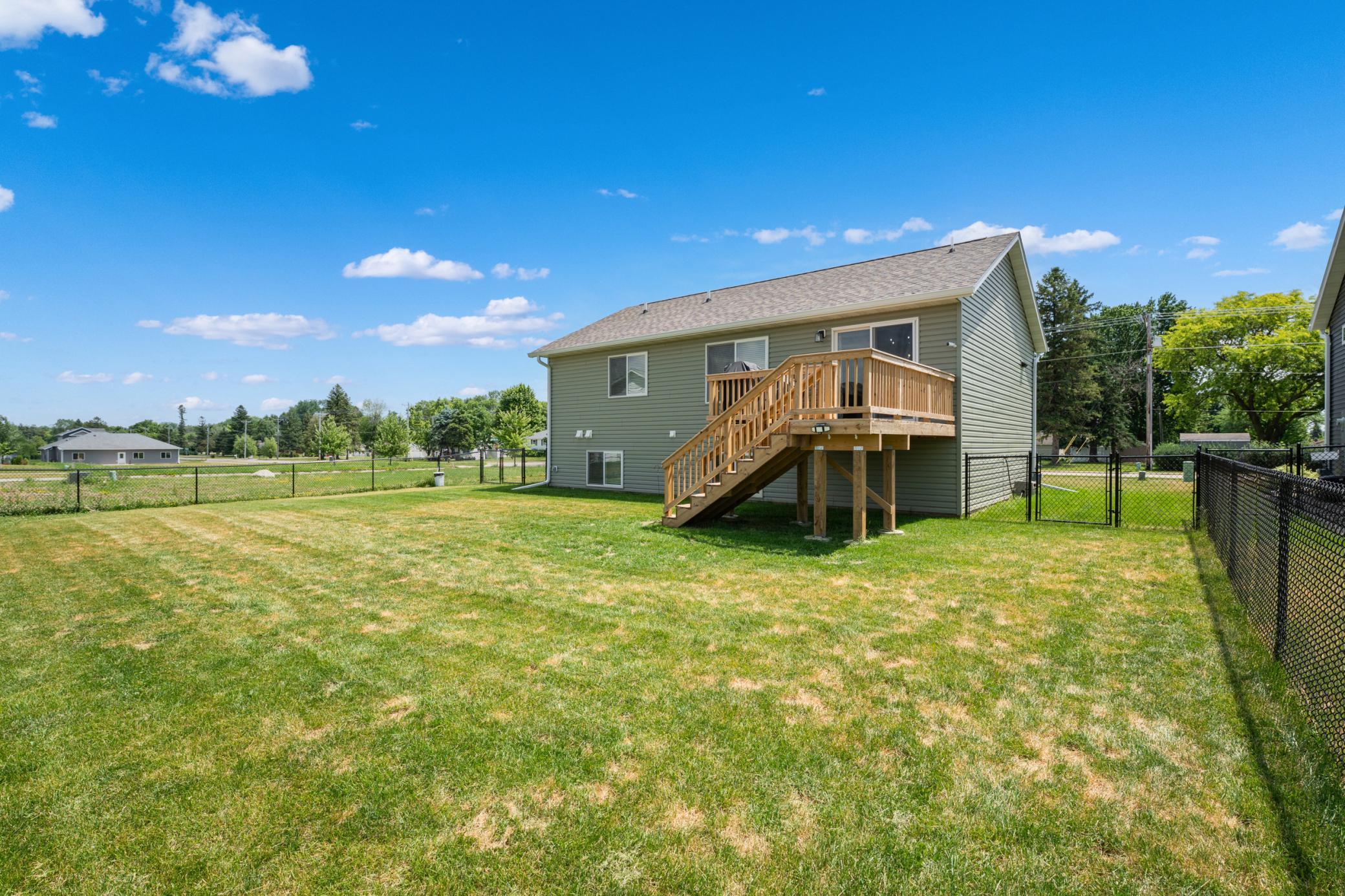 1805 12th Avenue Ne Property Photo 24