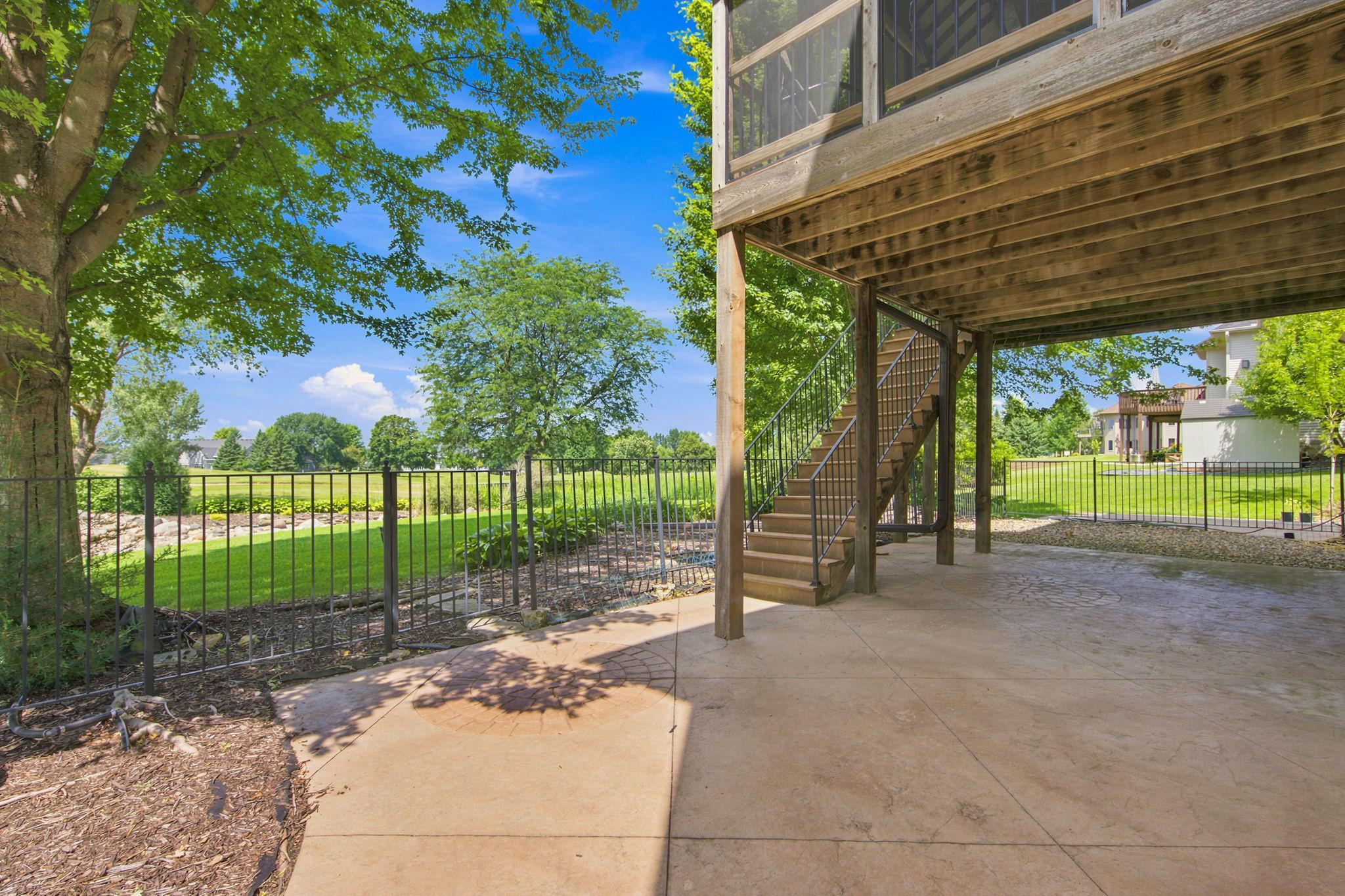 1008 Newhall Drive Property Photo 47