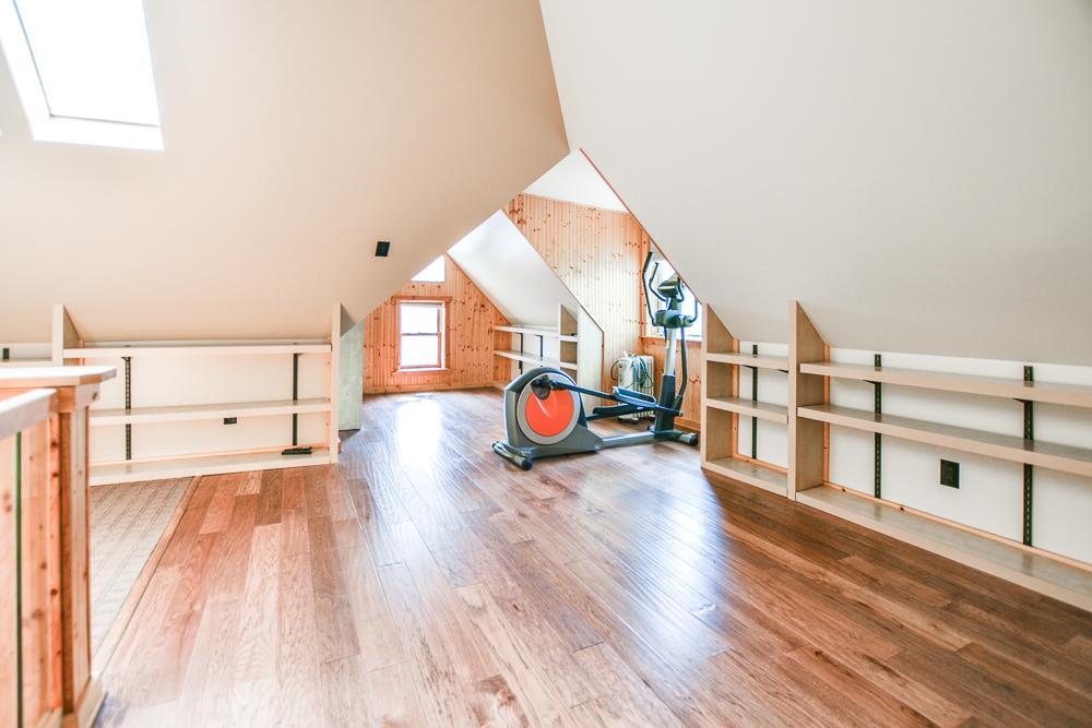 566 Marshall Avenue Property Photo 42