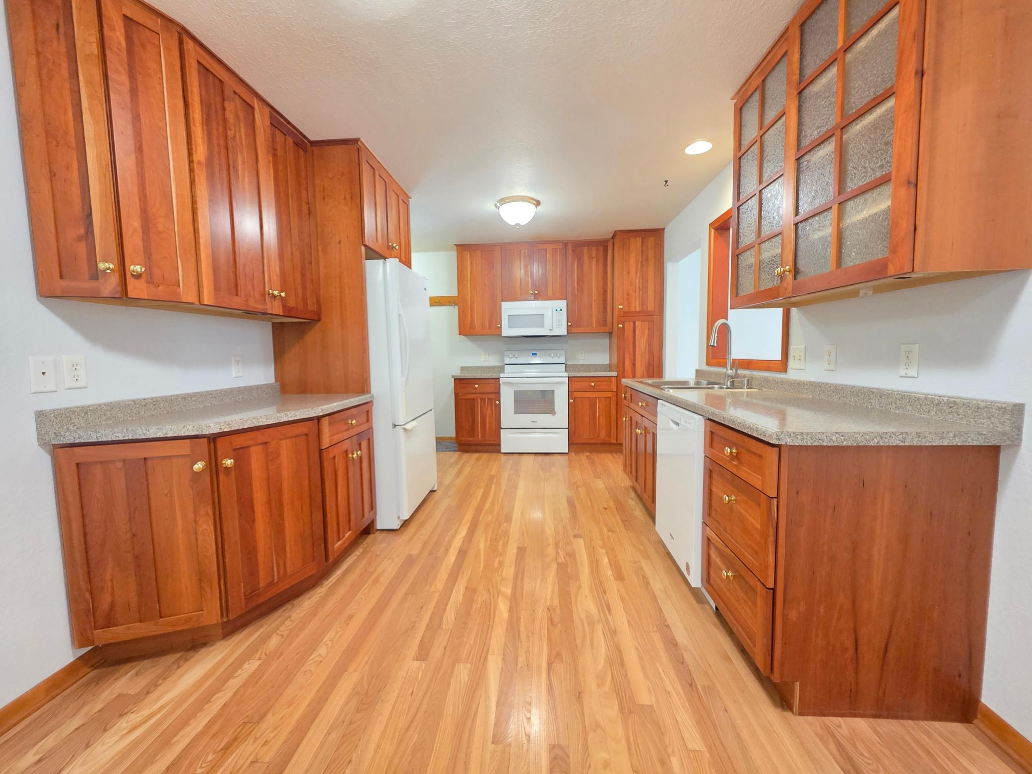 723 S 4th Street Property Photo 7