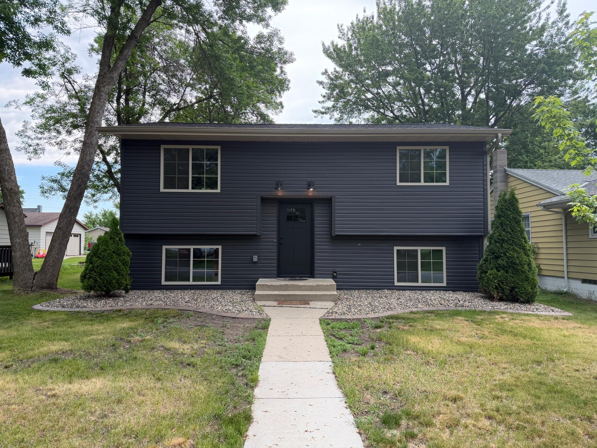 113 Cedar Street S Property Photo 3