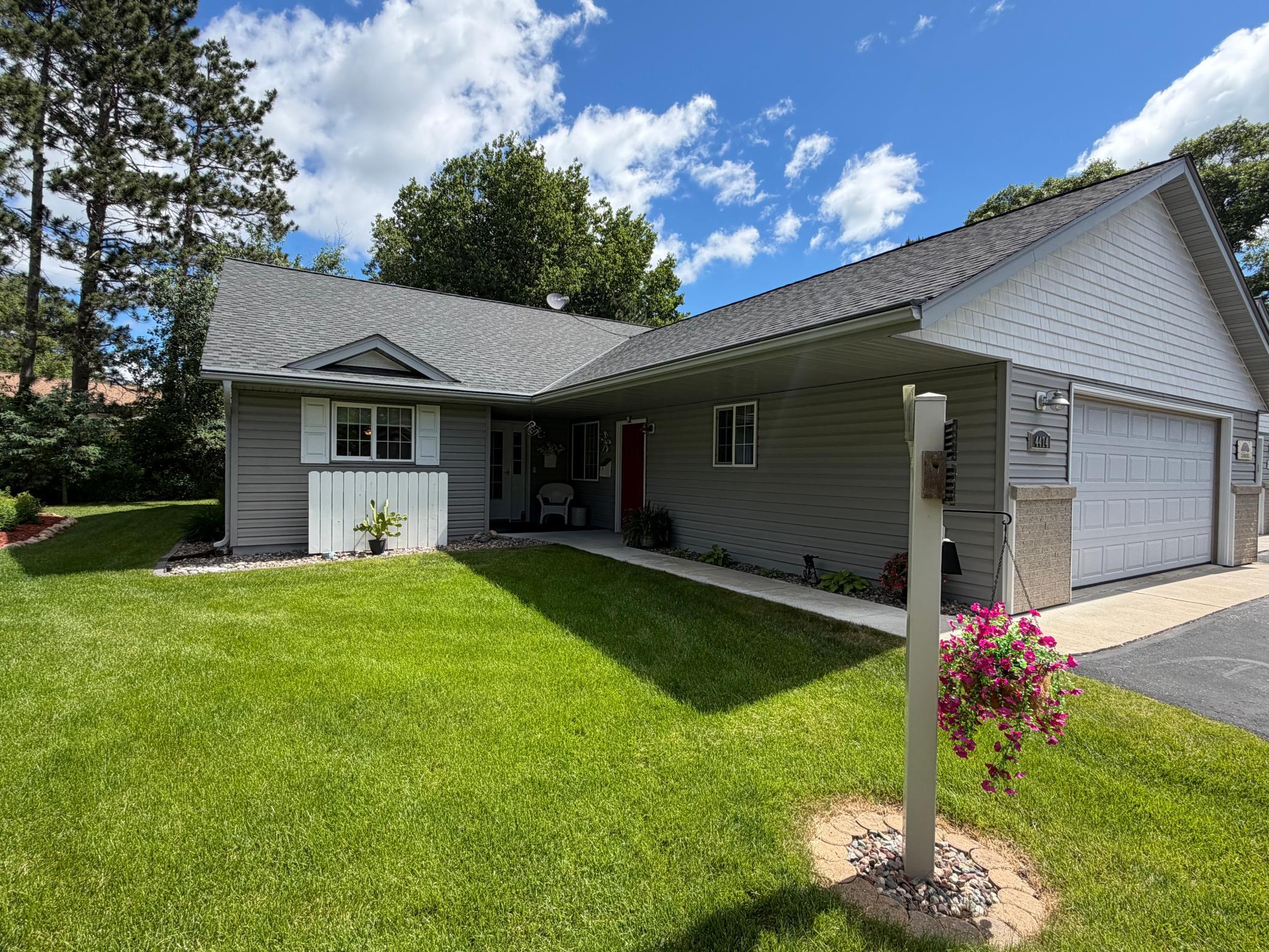 4474 Griffin Circle Property Photo 1
