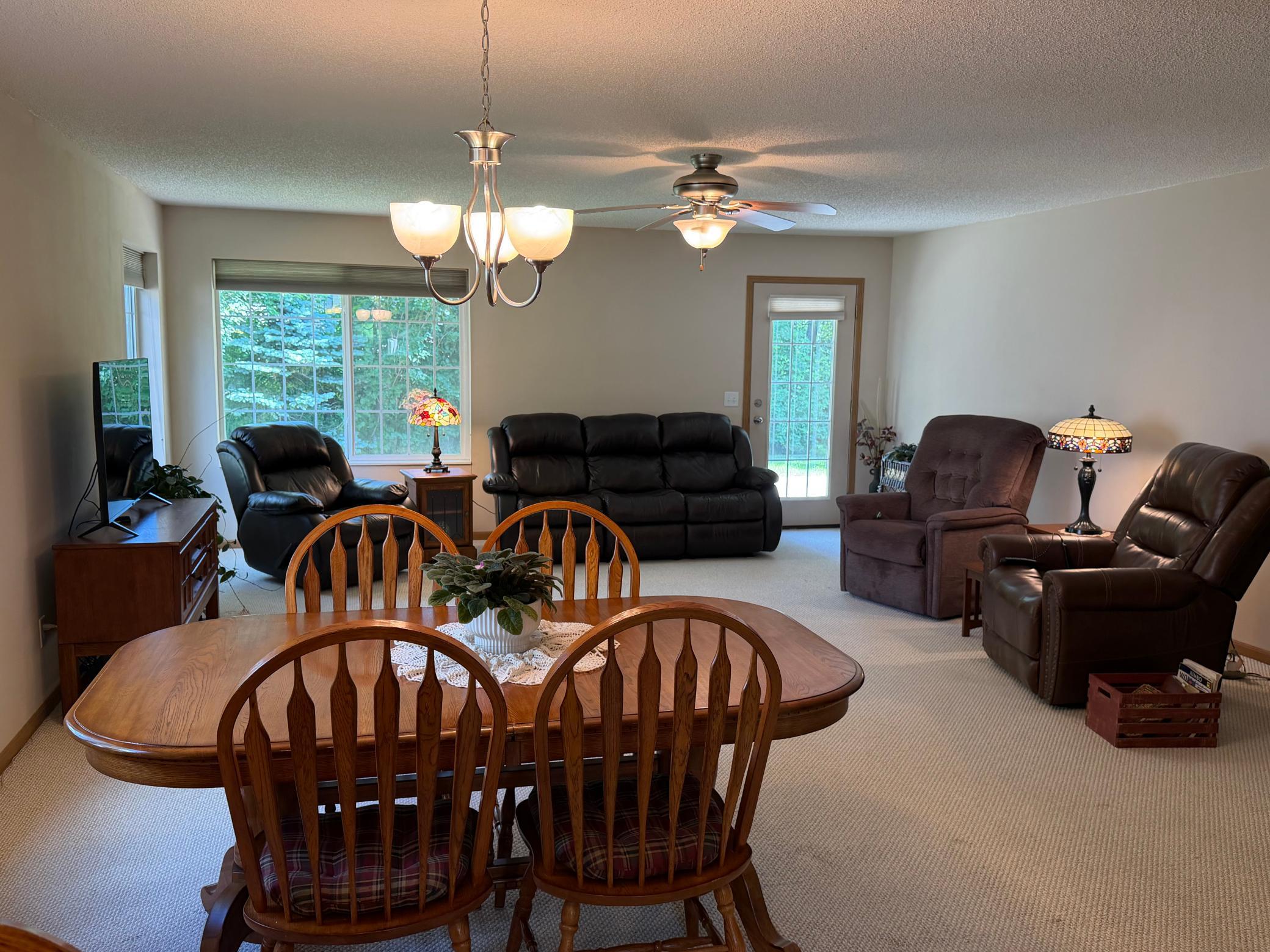 4474 Griffin Circle Property Photo 8