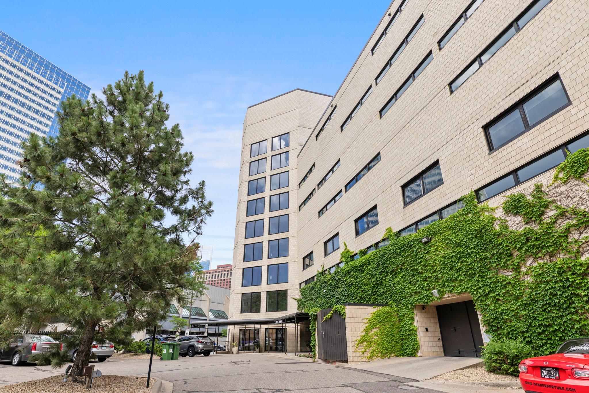 1200 Nicollet Mall 506 Property Photo 1