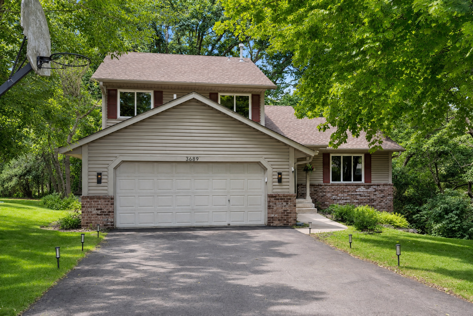 3689 Willbrook Court Property Photo 1