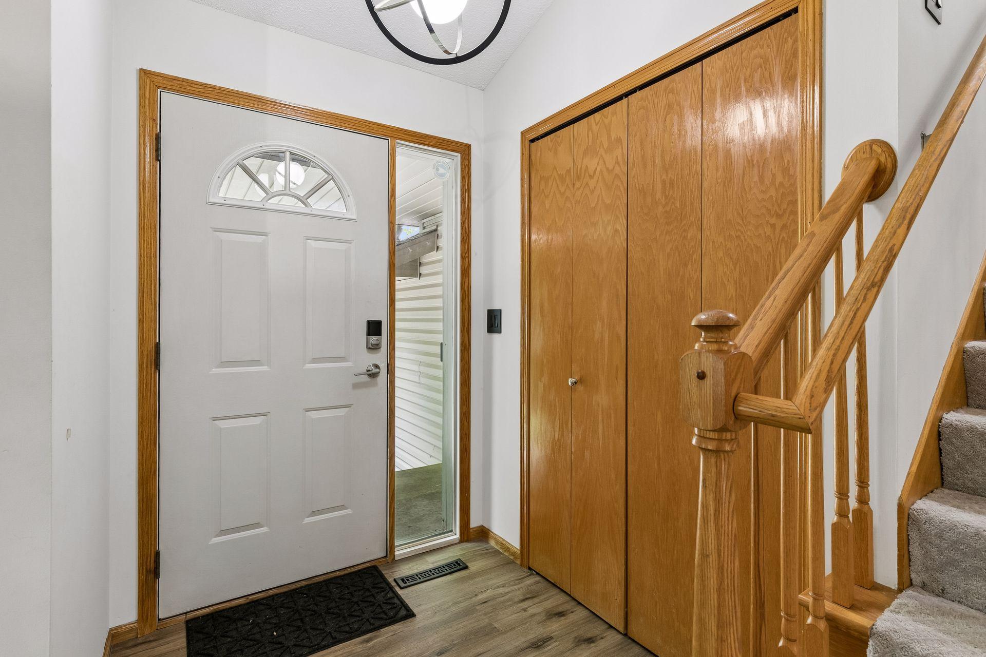 3689 Willbrook Court Property Photo 2
