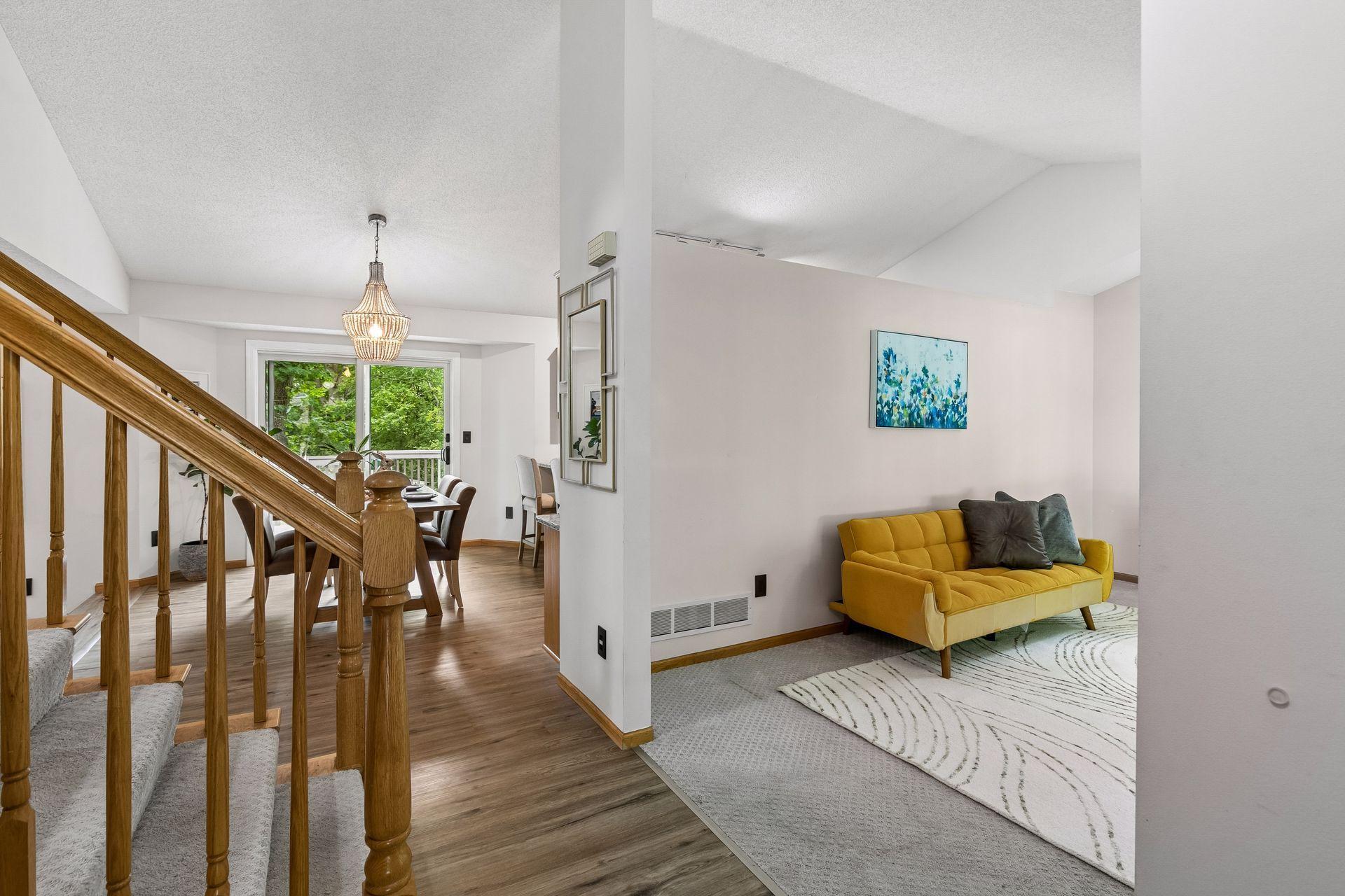3689 Willbrook Court Property Photo 3
