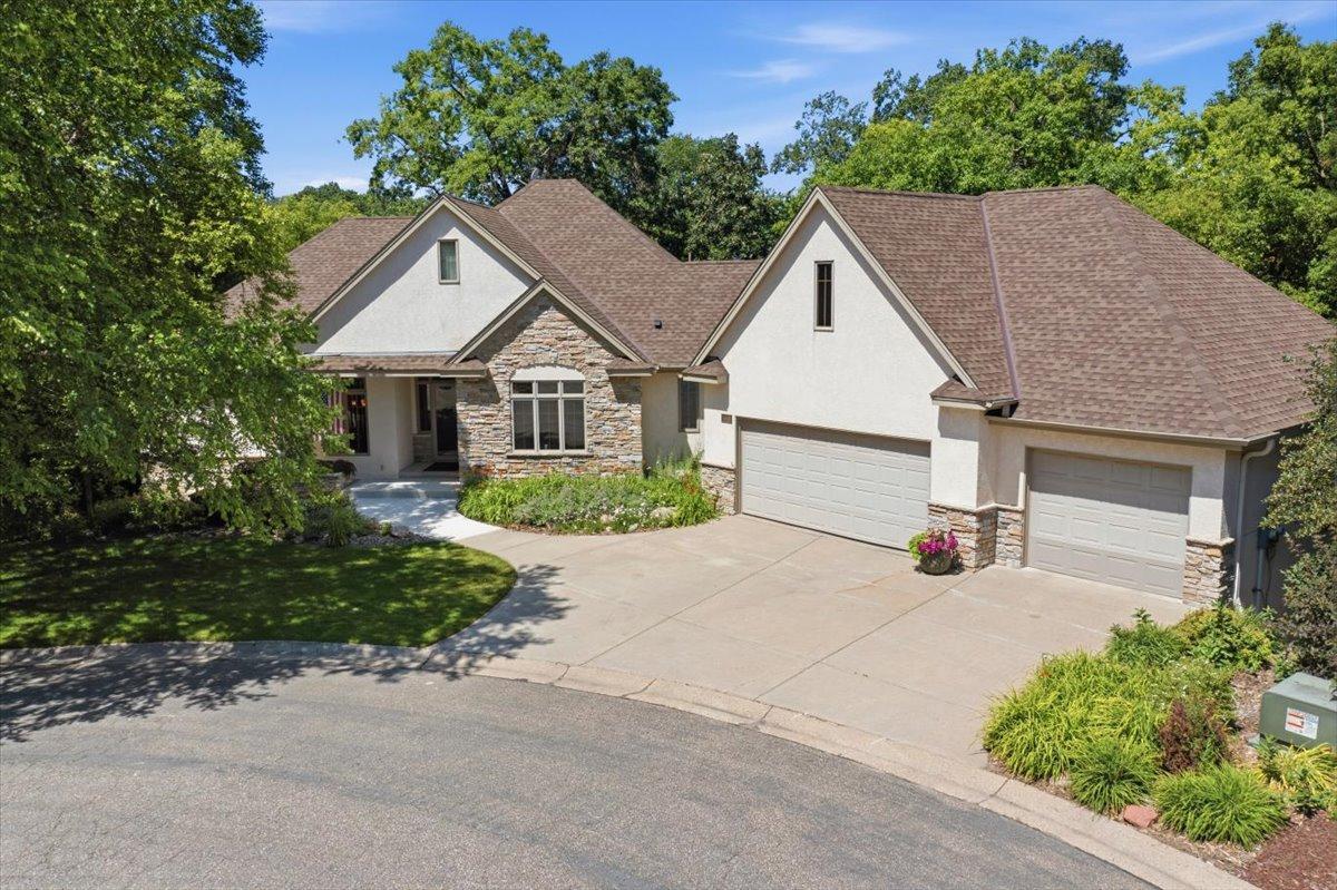 1900 Timber Ridge Drive Property Photo 2