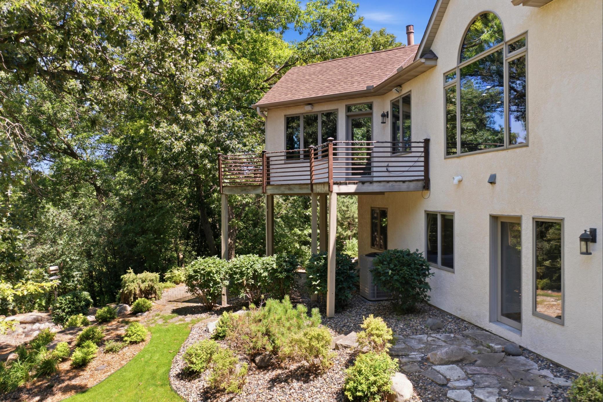 1900 Timber Ridge Drive Property Photo 18