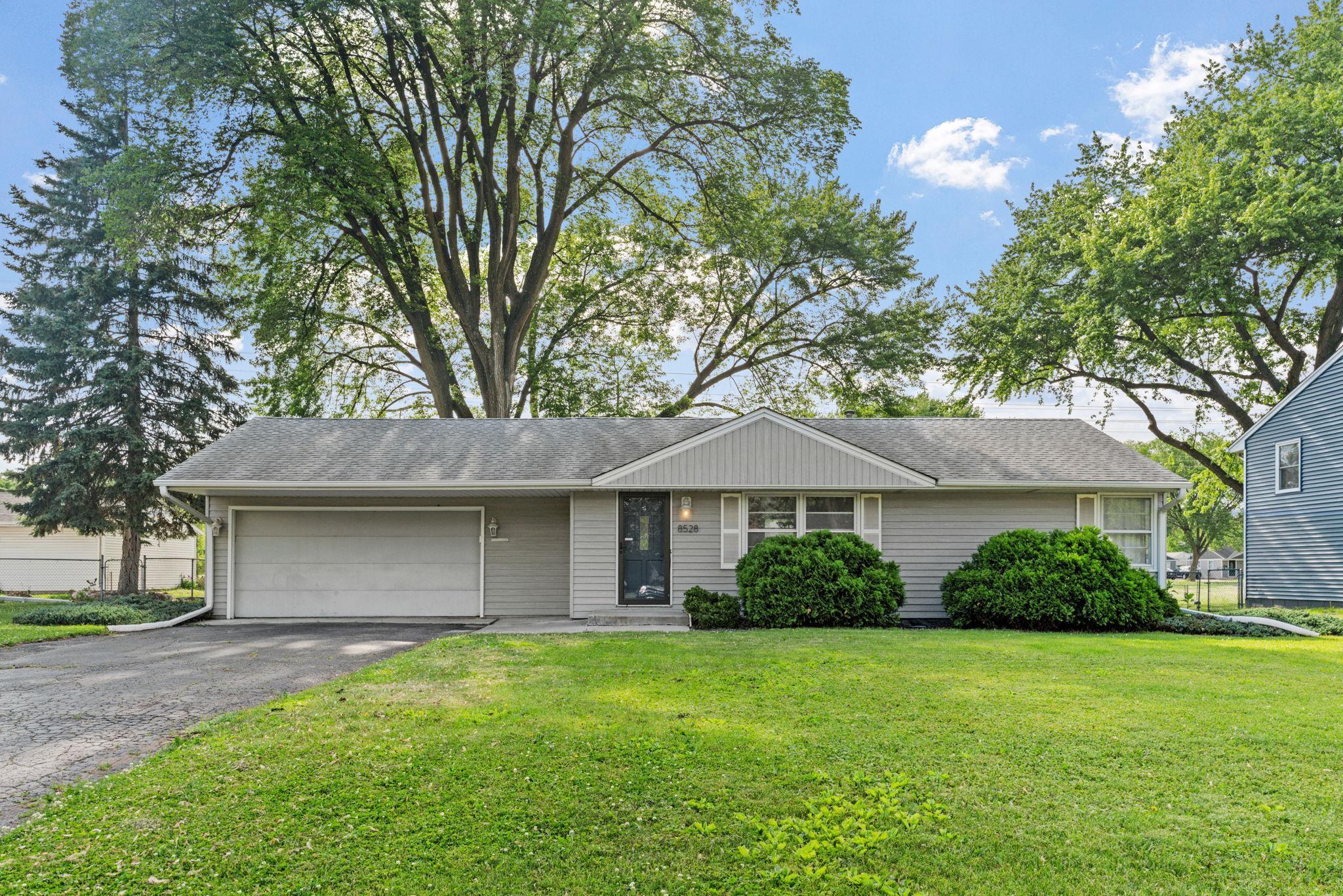 8528 Columbus Avenue S Property Photo 1