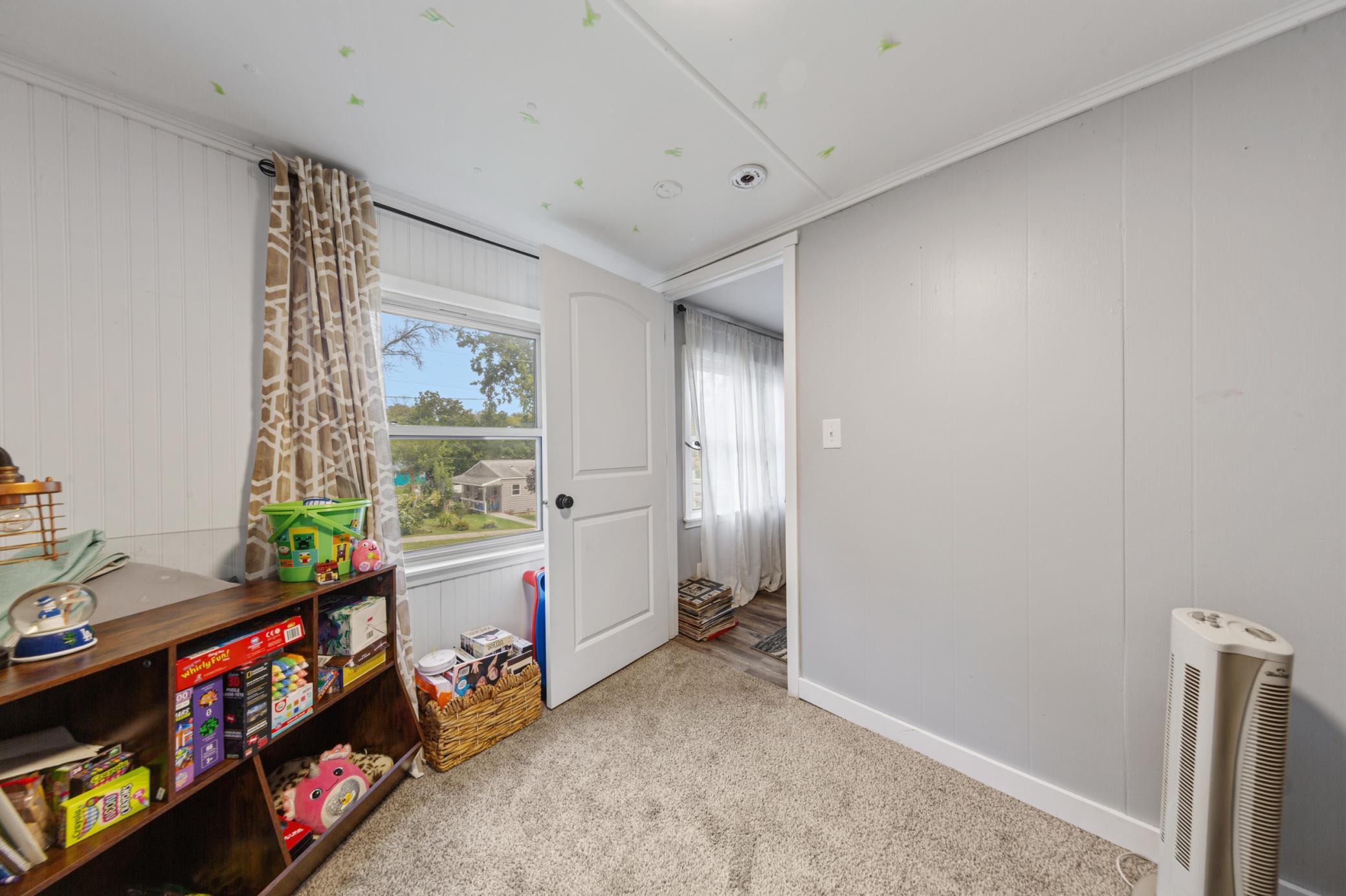 711 Saint Thomas Avenue Property Photo 19
