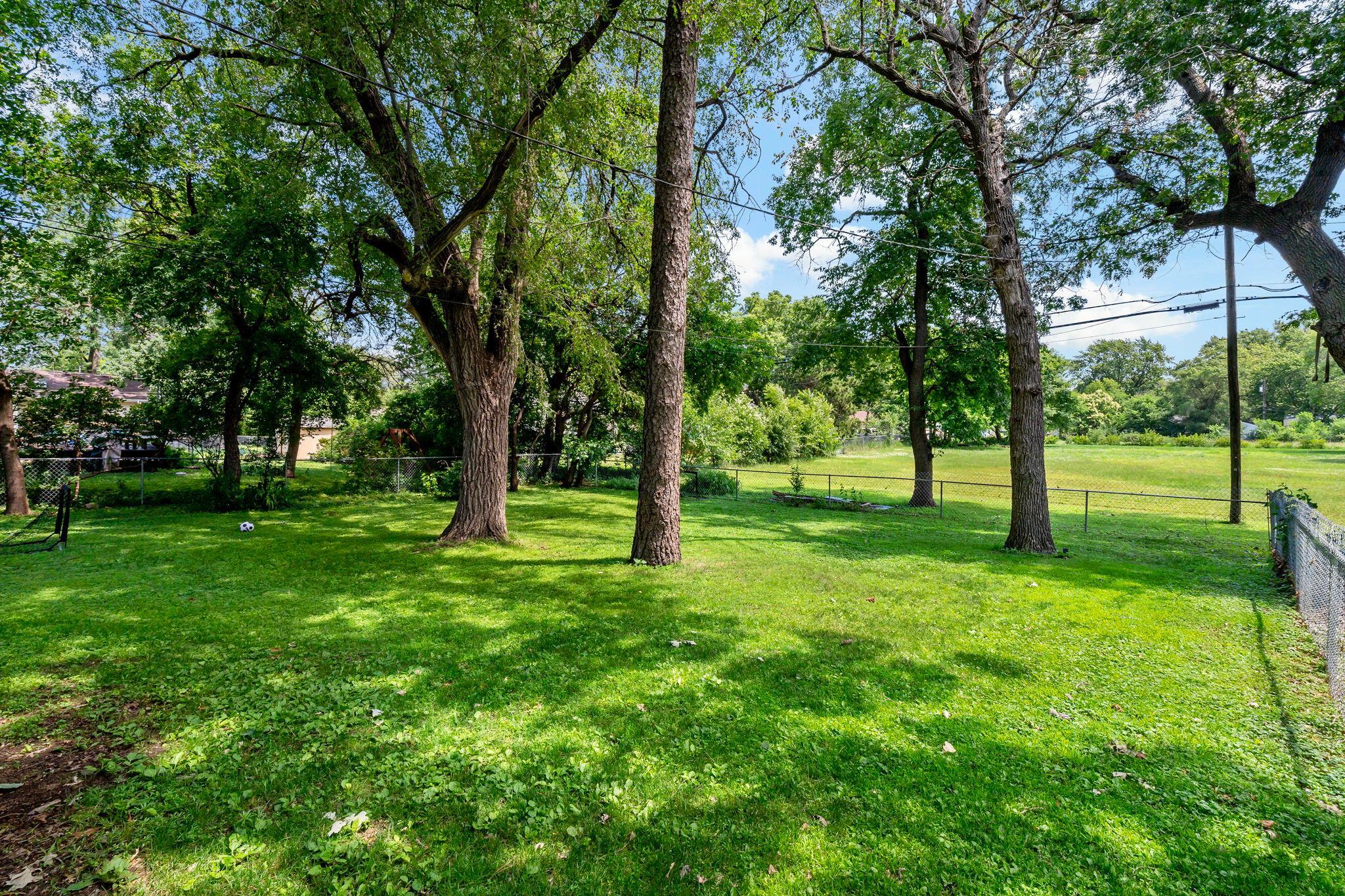5740 Dupont Avenue N Property Photo 7