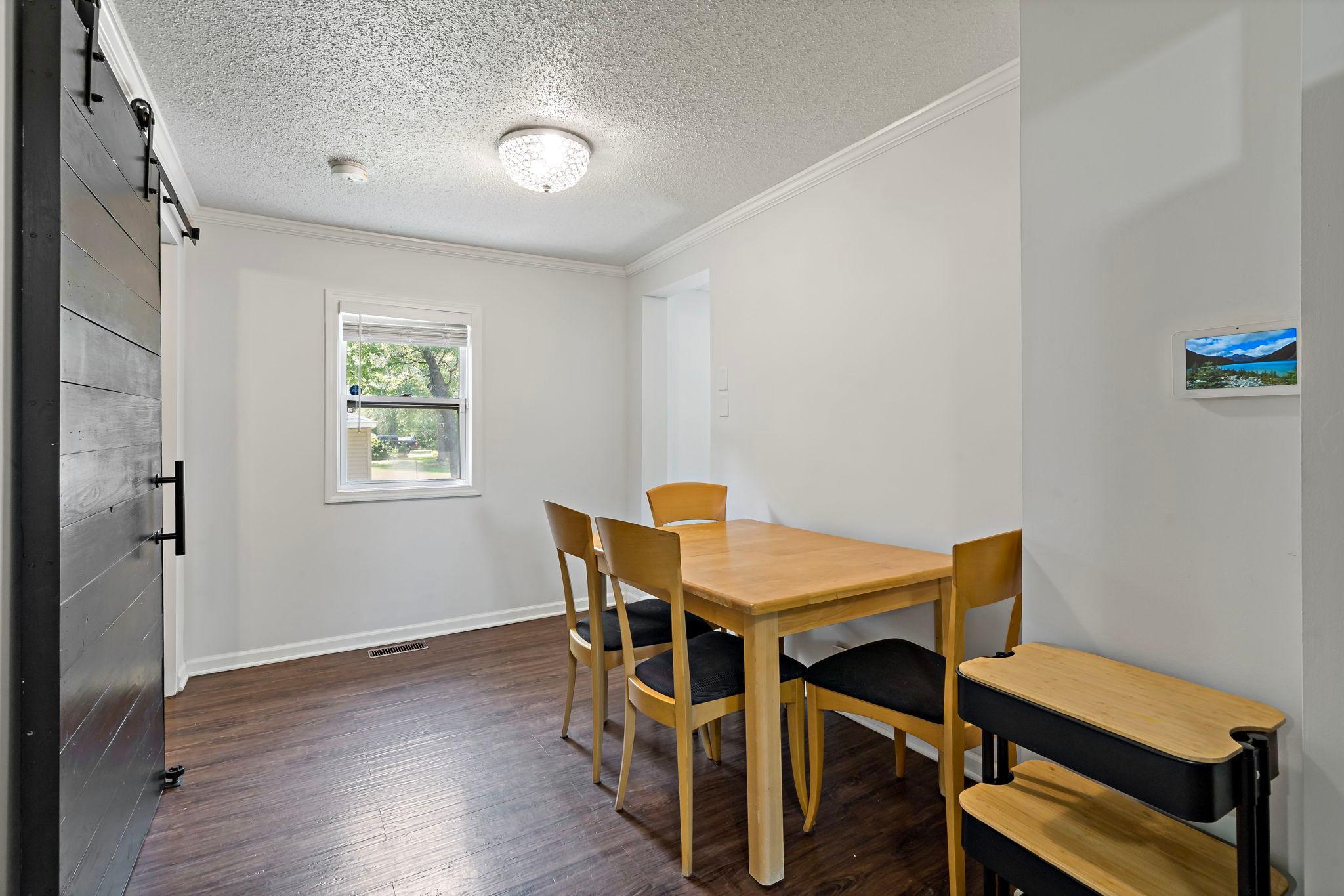 5740 Dupont Avenue N Property Photo 14