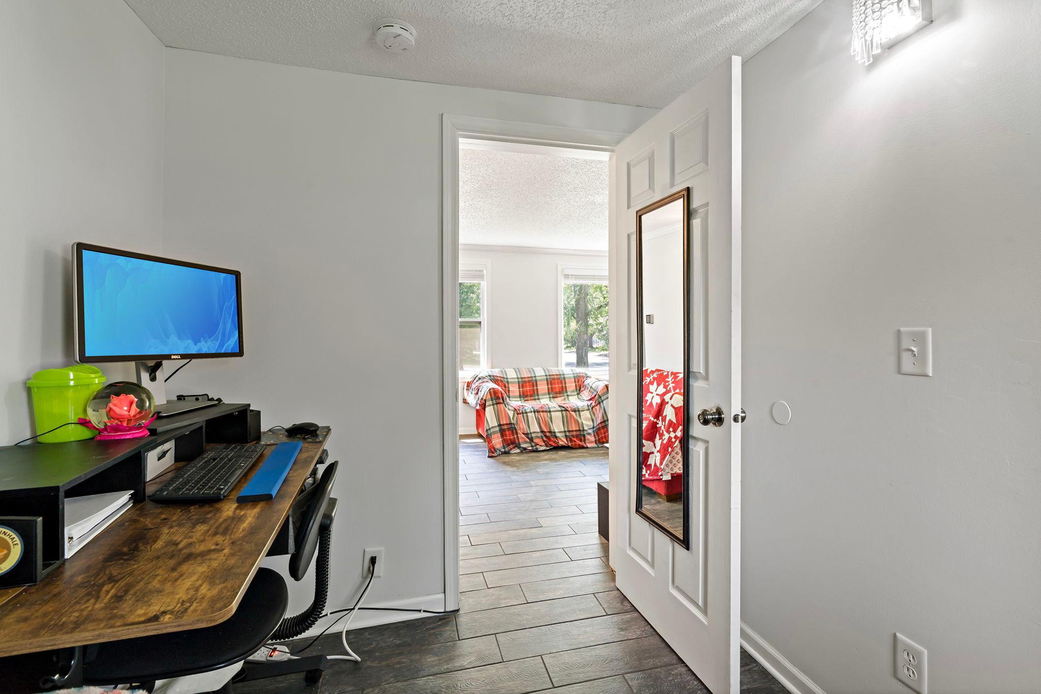 5740 Dupont Avenue N Property Photo 24