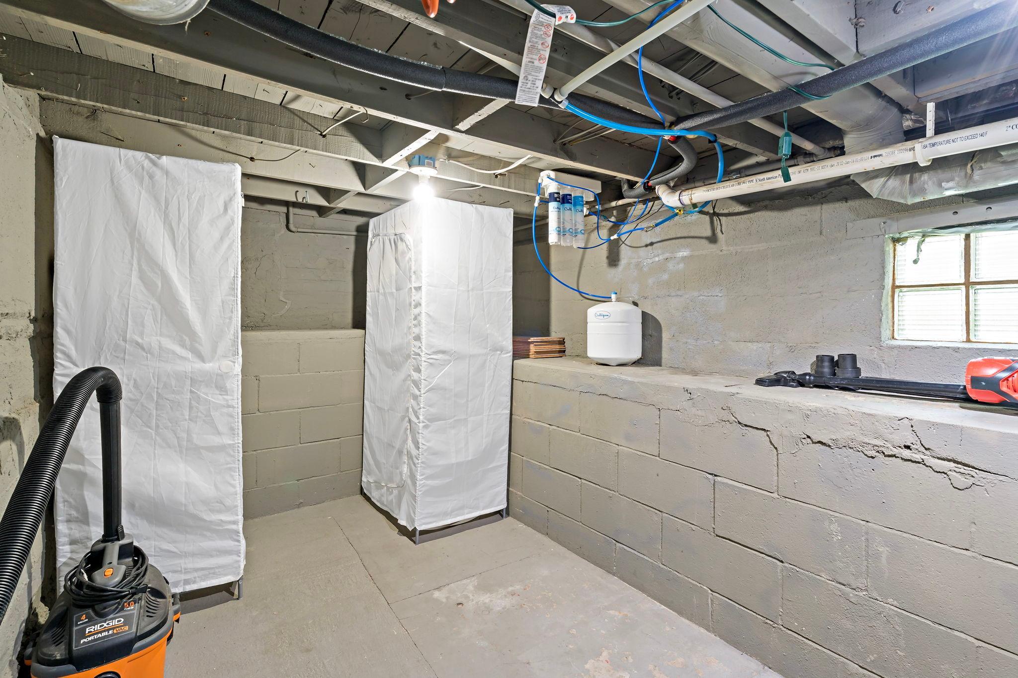 5740 Dupont Avenue N Property Photo 28