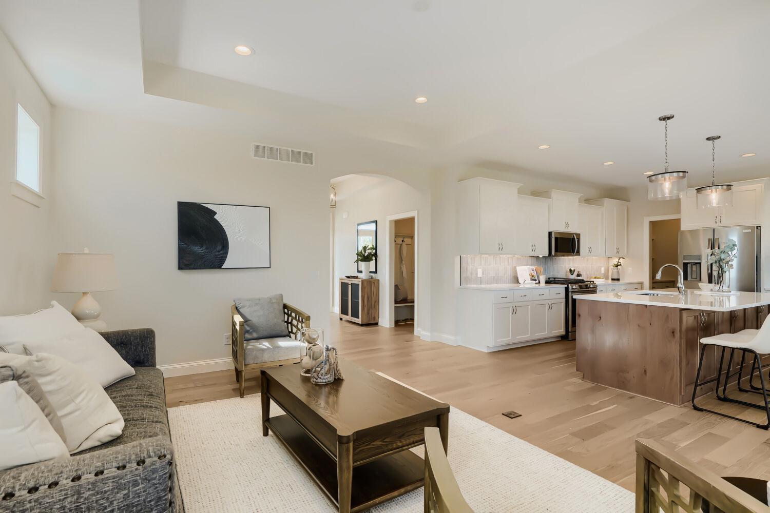 1225 136th Street E Property Photo 8